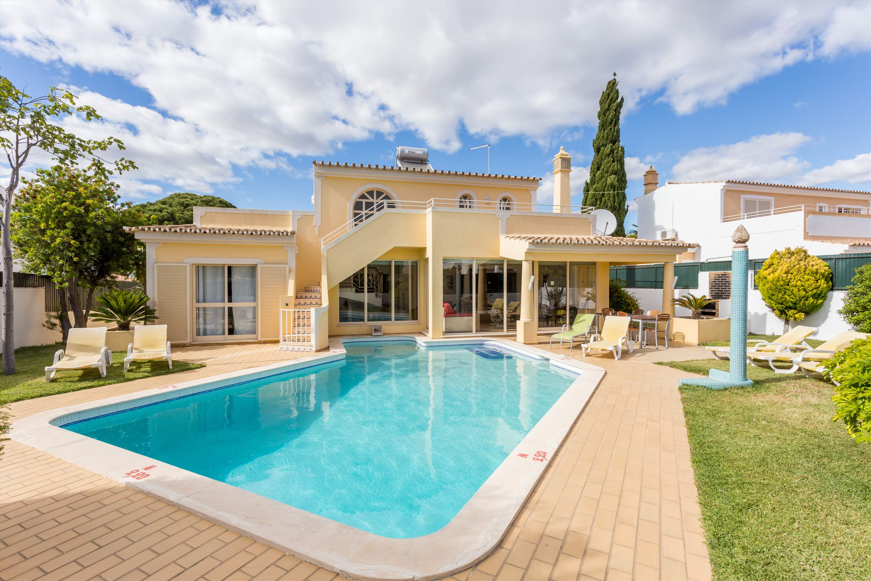 Casa Helmar, 2 bedroom villa in Gale, Vale da Parra and Guia, Algarve Photo #1