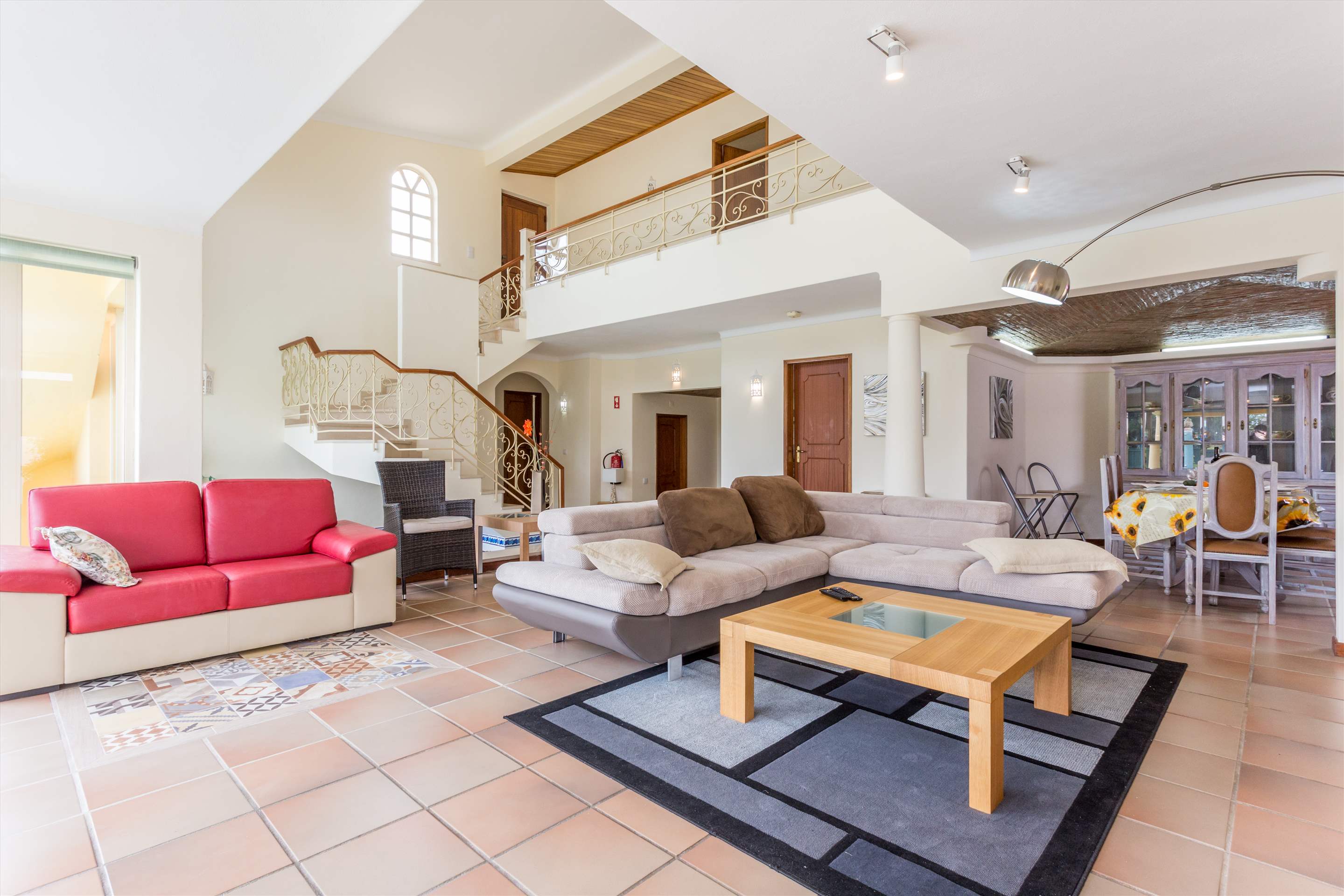 Casa Helmar, 2 bedroom villa in Gale, Vale da Parra and Guia, Algarve Photo #5