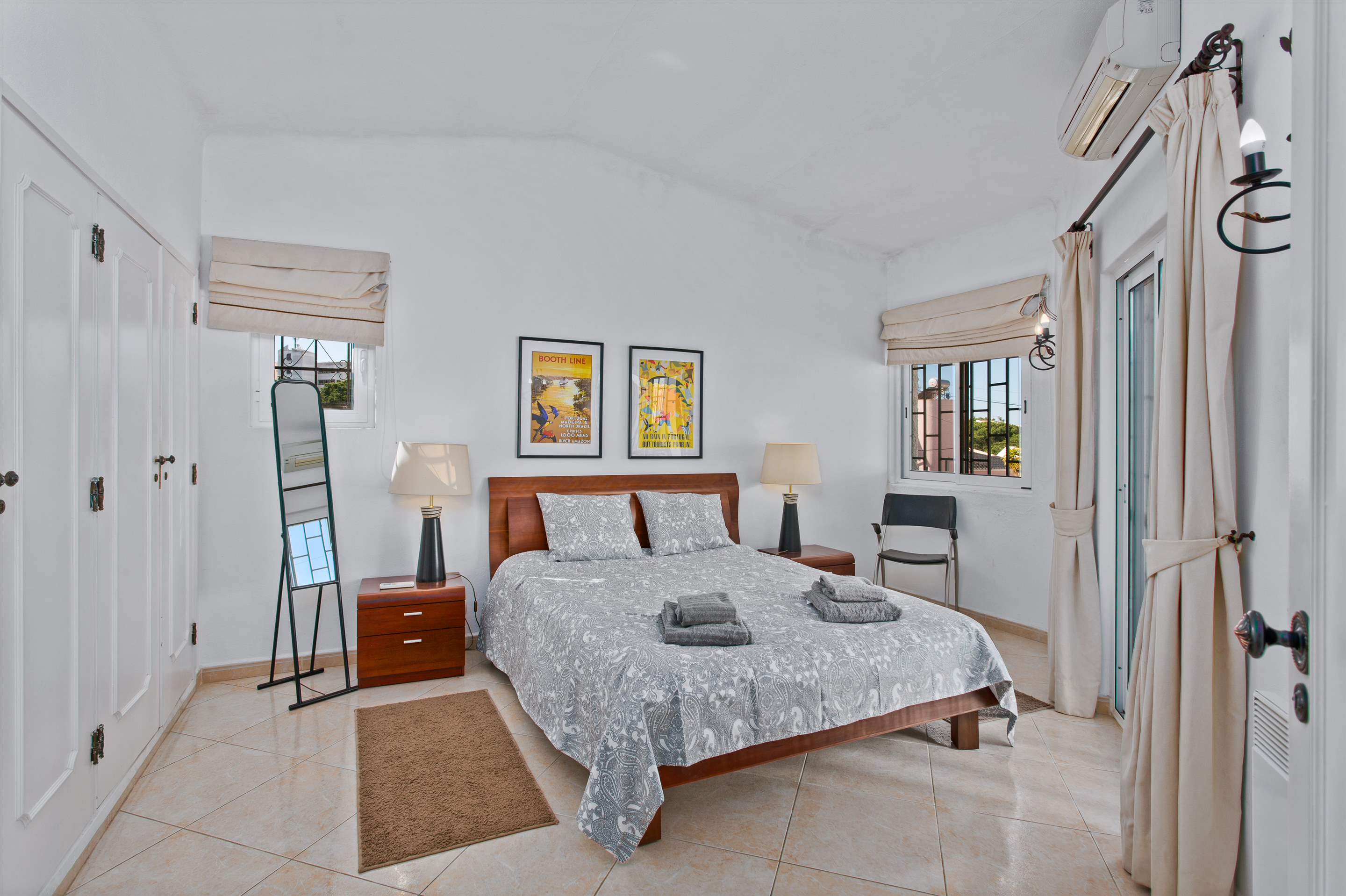 Villa Martinez, 3 bedroom villa in Vilamoura Area, Algarve Photo #14