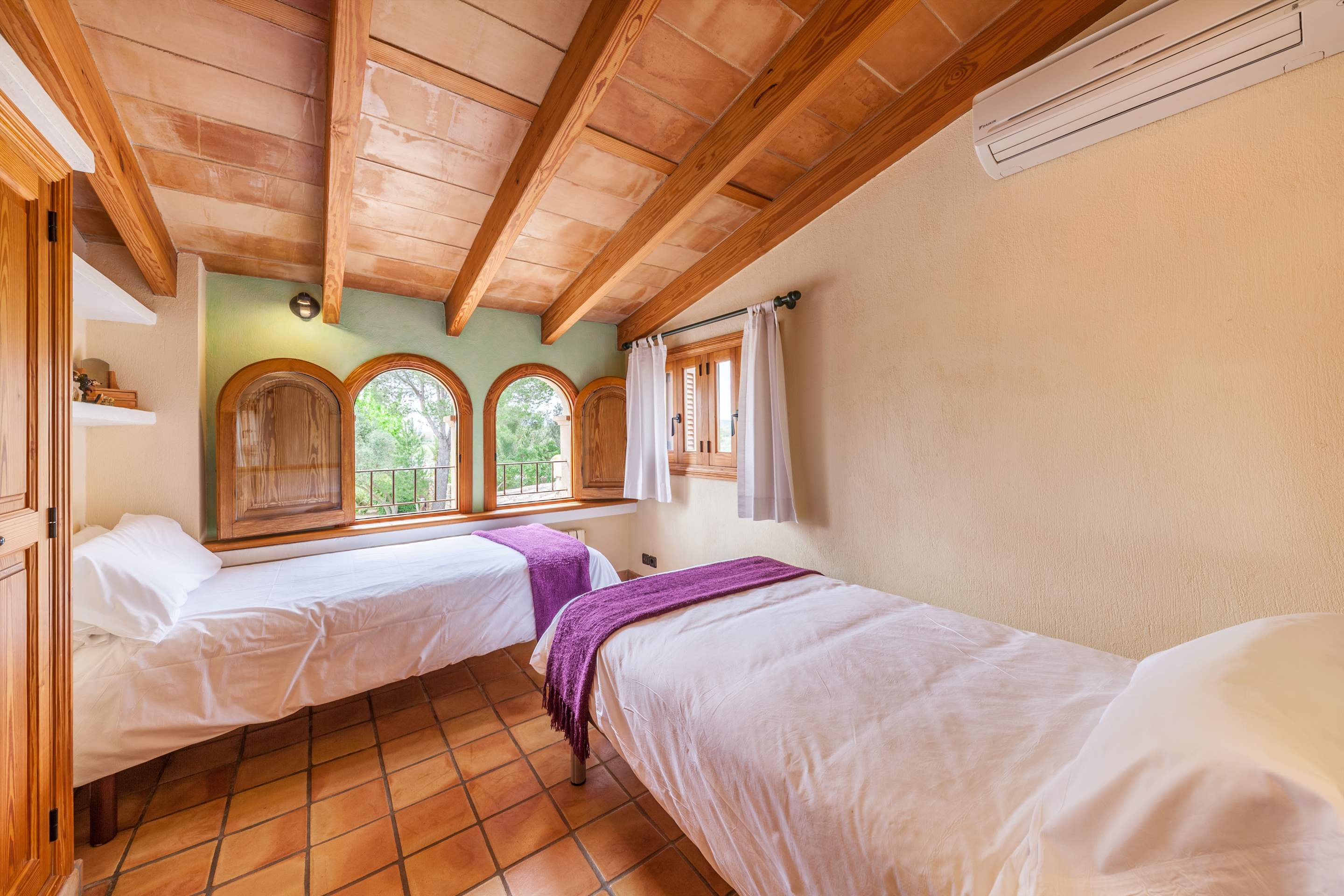 Villa Moliner, 4 bedroom villa in Pollensa & Puerto Pollensa, Majorca Photo #19