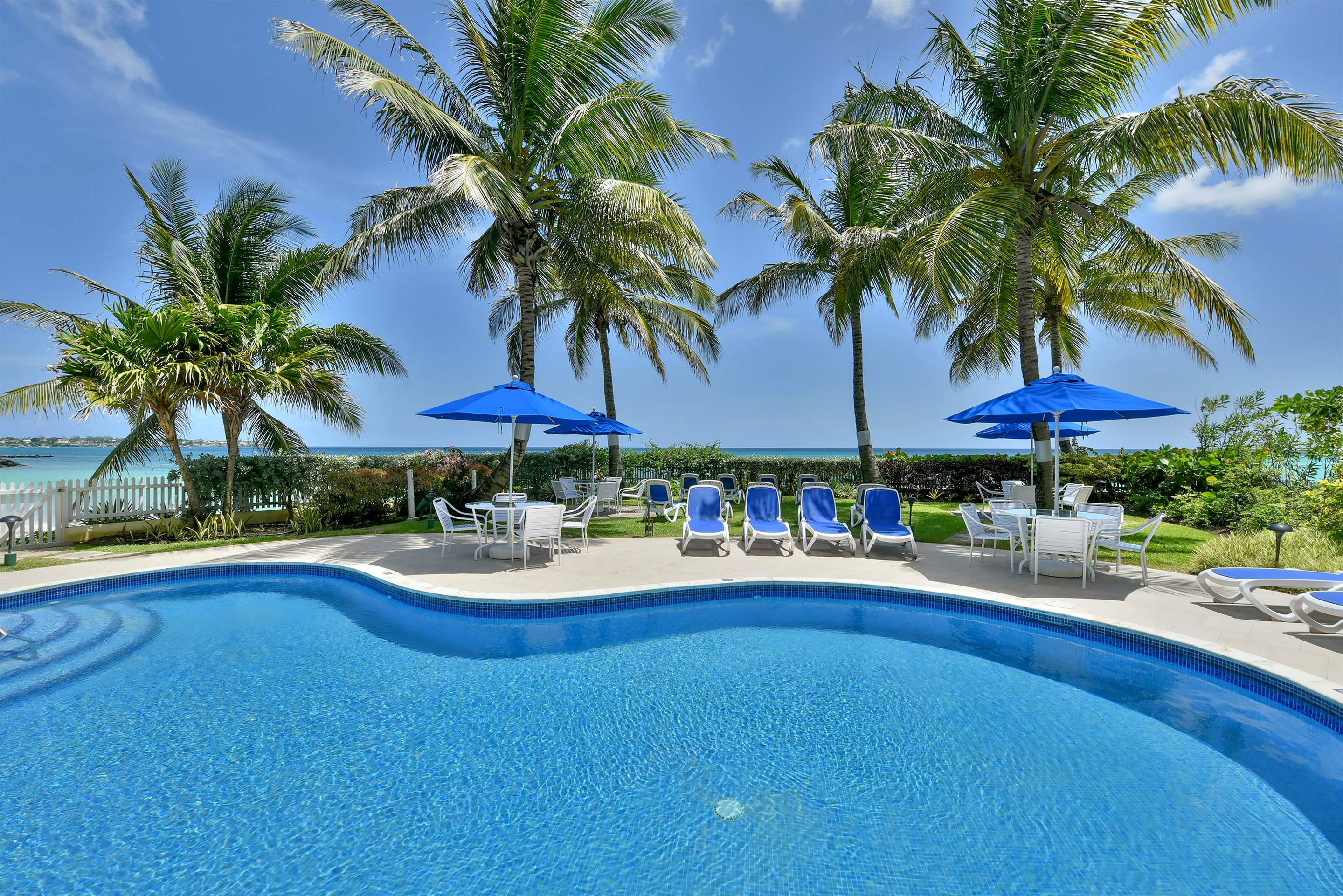 Maxwell Beach Villas 101, 2 bedroom, 2 bedroom apartment in St. Lawrence Gap & South Coast, Barbados