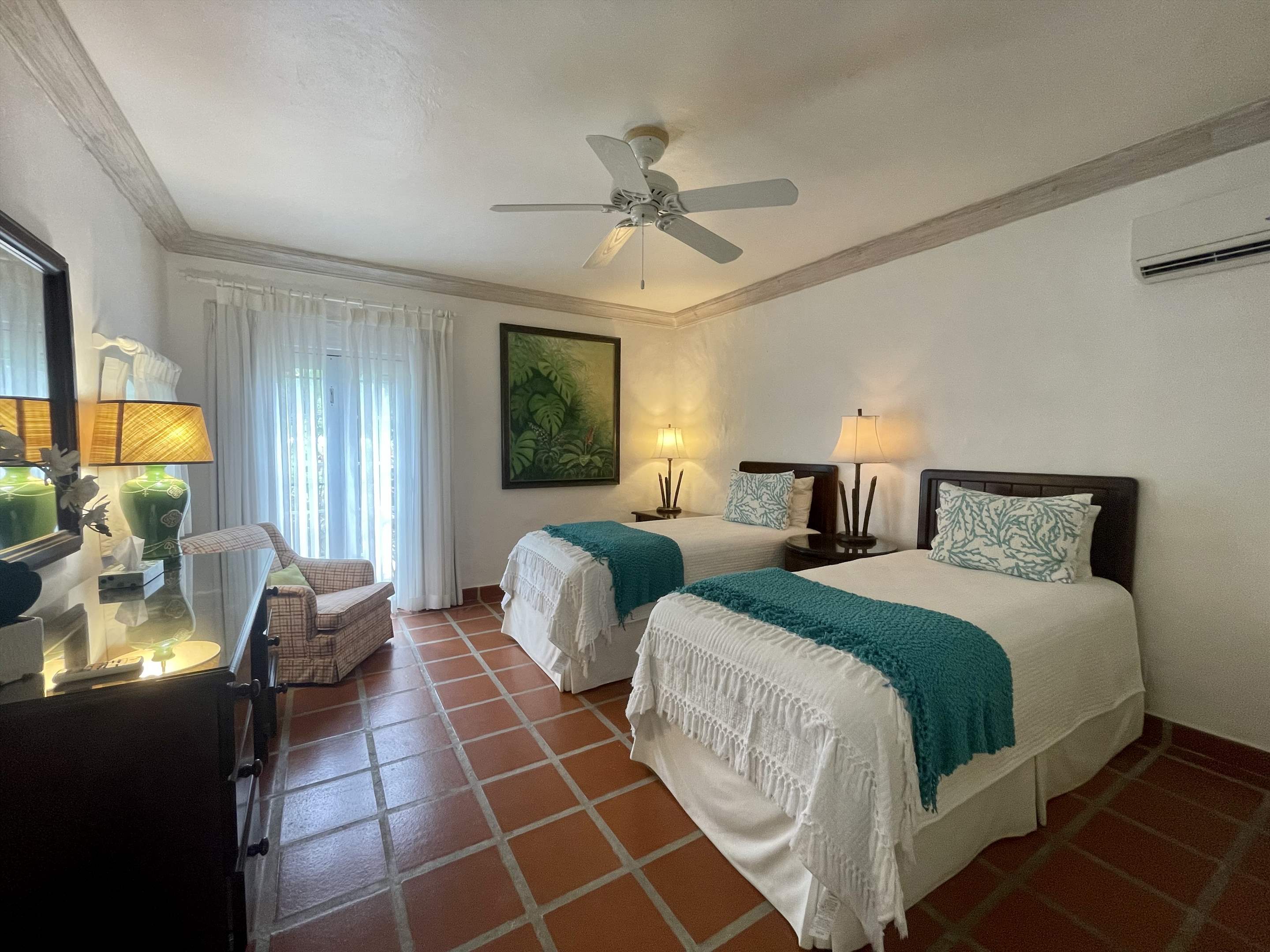Glitter Bay 102, St James, 2 bedroom, 2 bedroom apartment in St. James & West Coast, Barbados Photo #11
