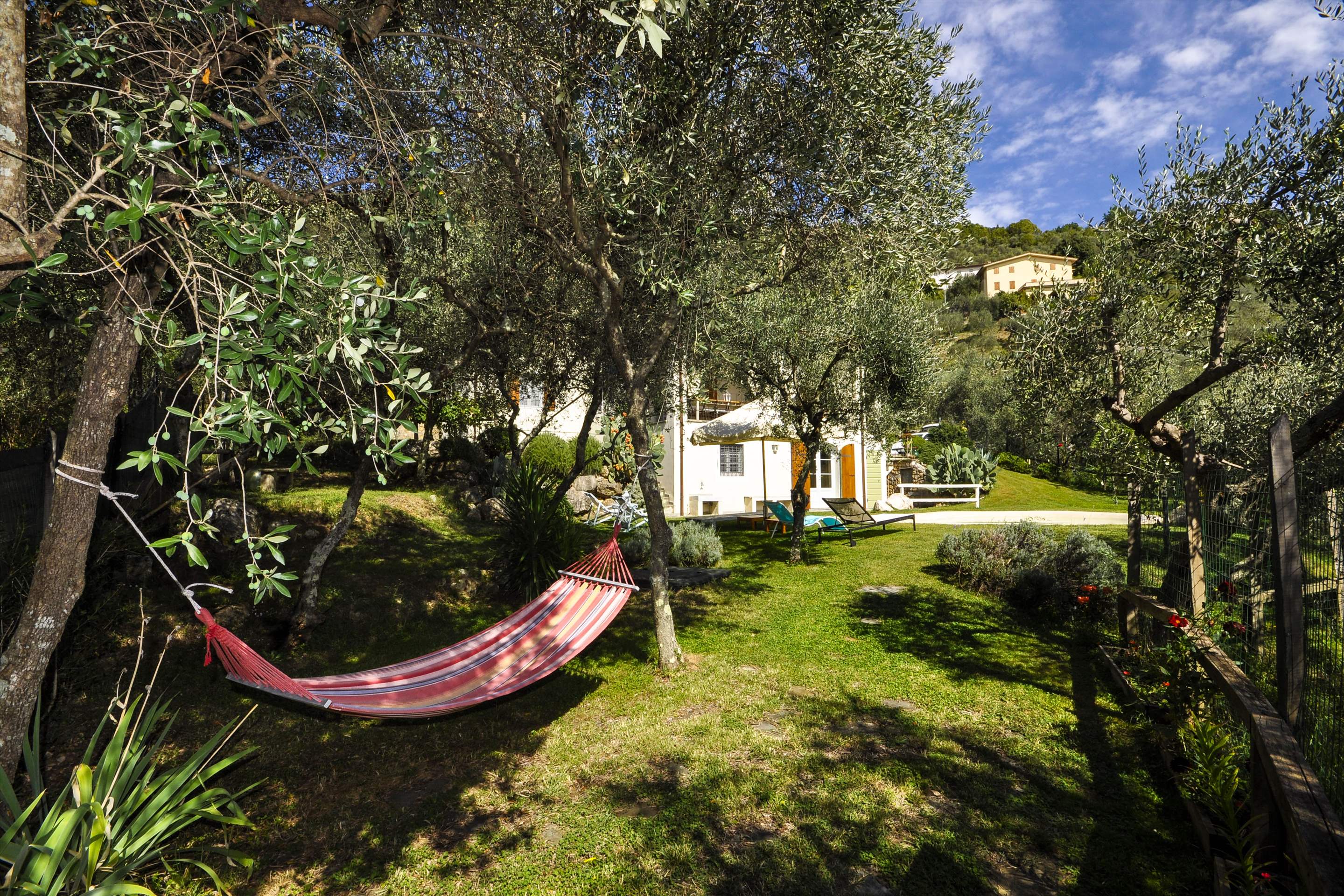Casa Tania, 4 bedroom villa in North Tuscany - Pisa & Lucca Area, Tuscany Photo #7