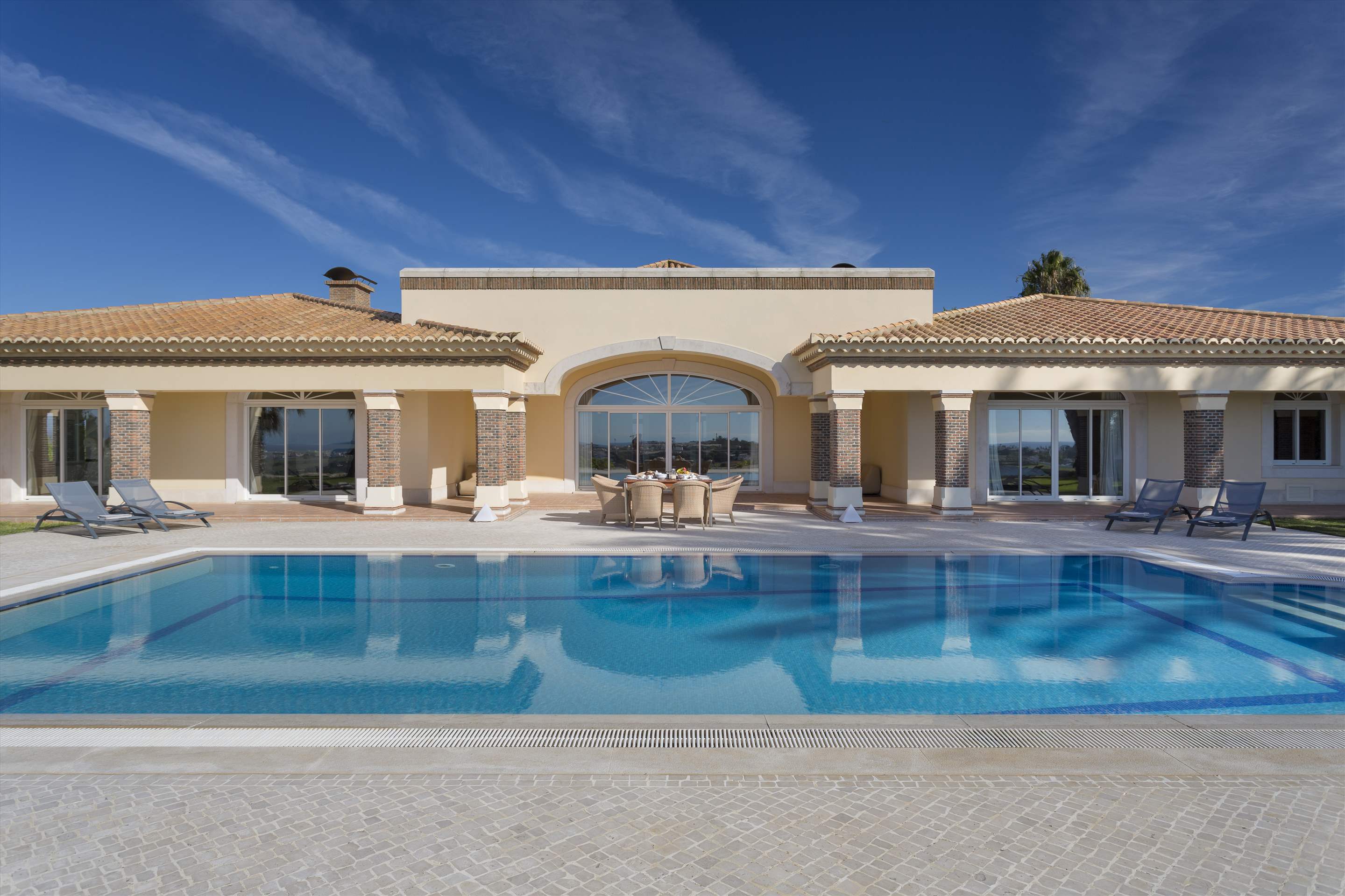 Quinta Palmares, 4 bedroom villa in Gale, Vale da Parra and Guia, Algarve