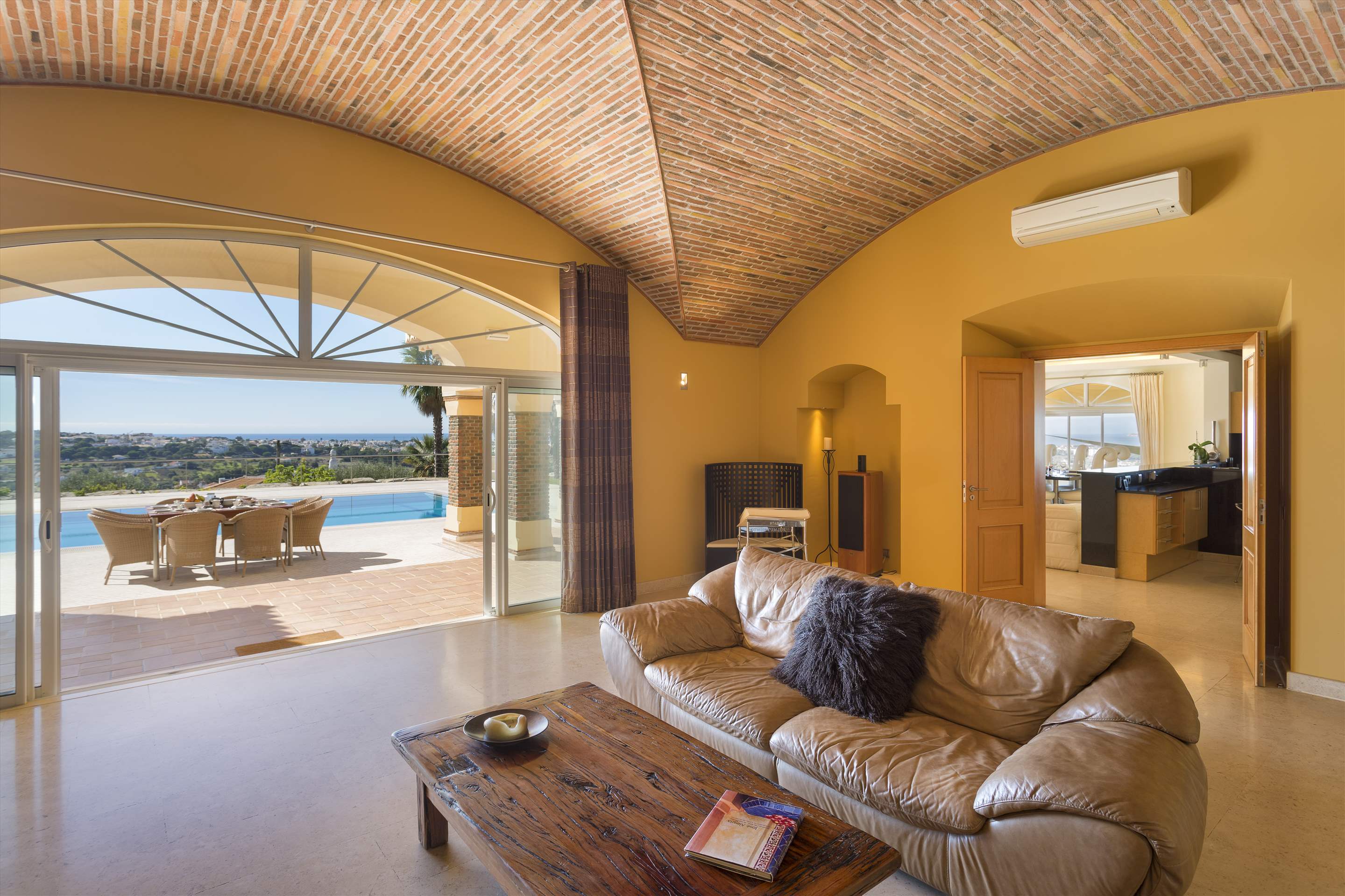 Quinta Palmares, 4 bedroom villa in Gale, Vale da Parra and Guia, Algarve Photo #7