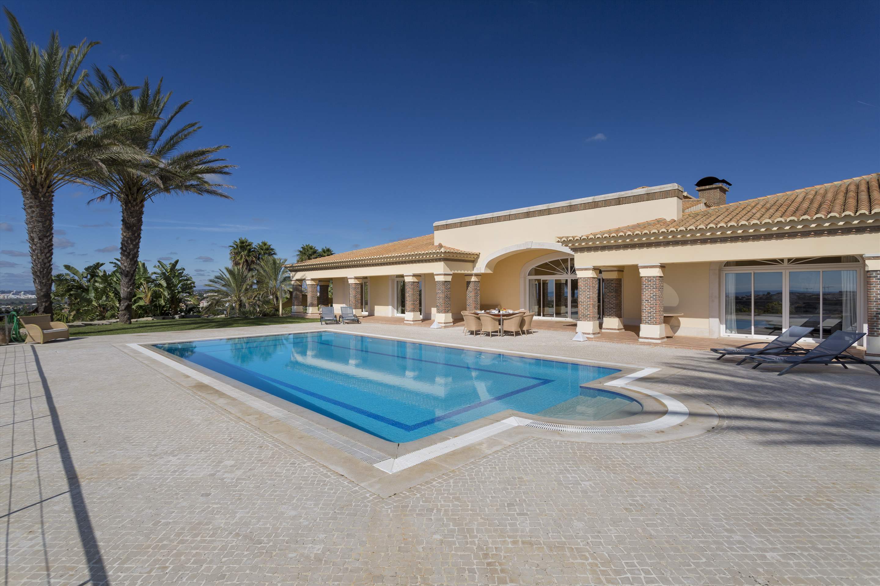 Quinta Palmares, 4 bedroom villa in Gale, Vale da Parra and Guia, Algarve Photo #8