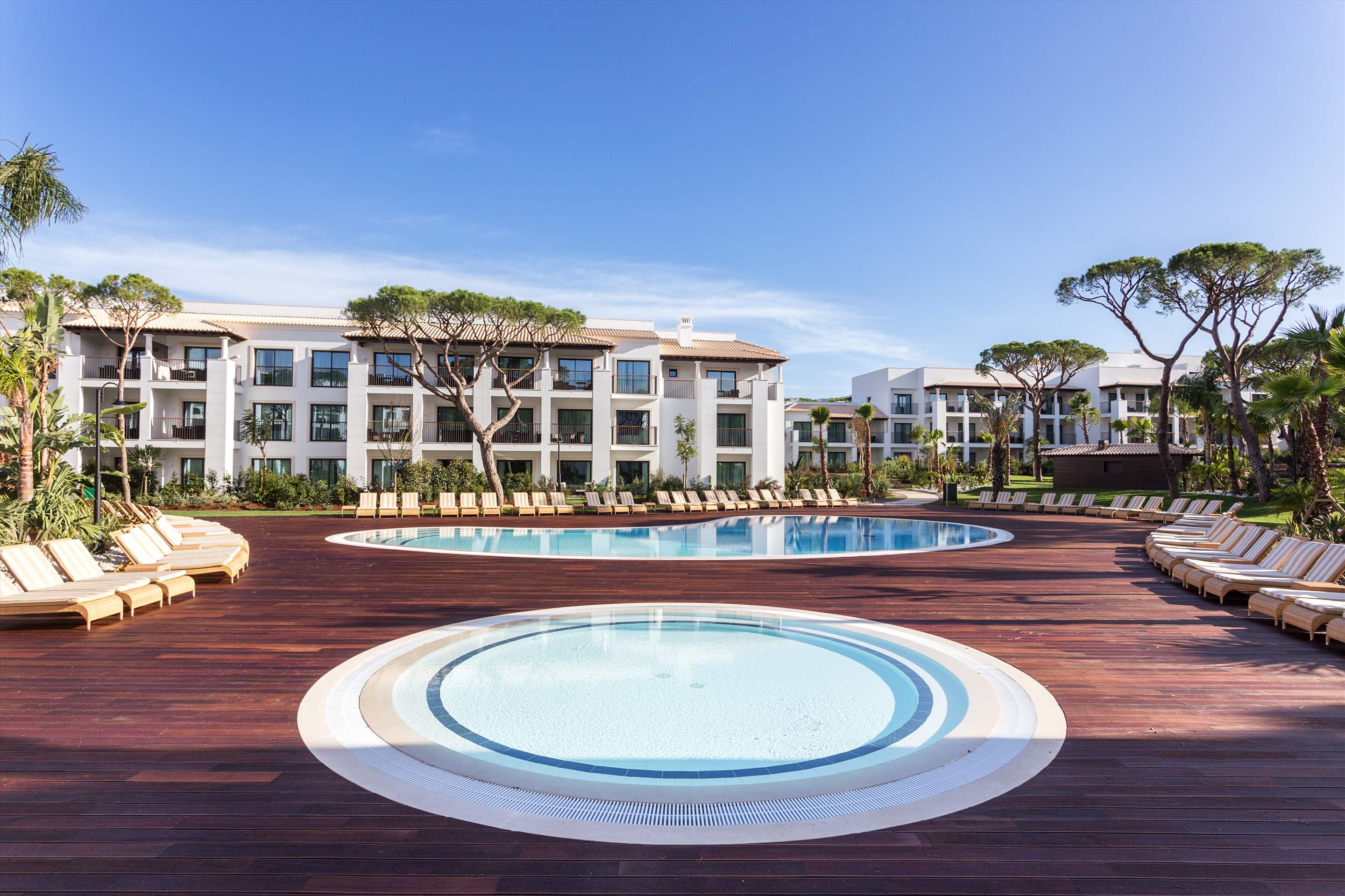 Pine Cliffs Gardens, Three Bedroom Suite, S/C Basis, 3 bedroom apartment in Pine Cliffs Resort, Algarve Photo #7