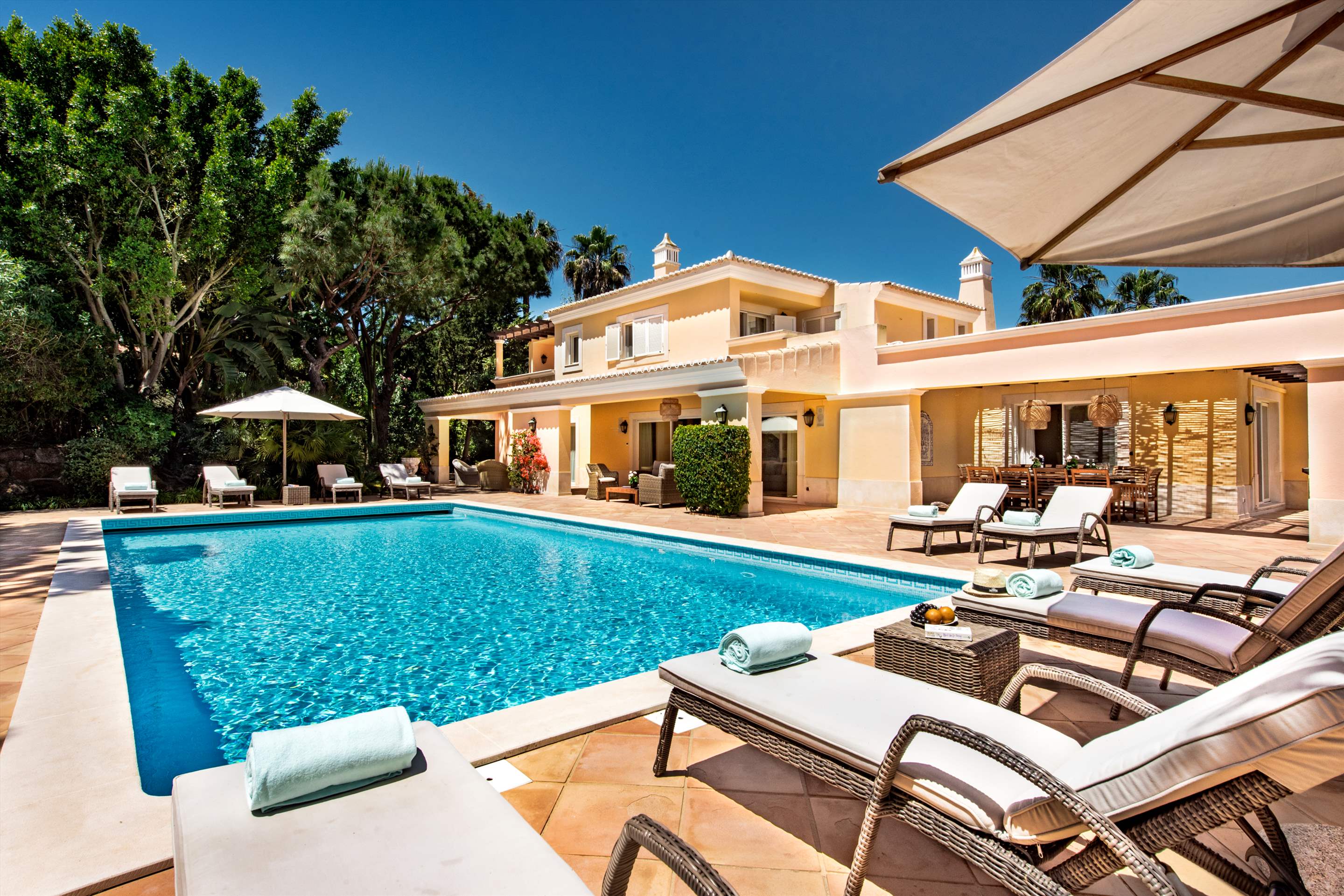 Villa Adriana, 5 bedroom villa in Quinta do Lago, Algarve Photo #1