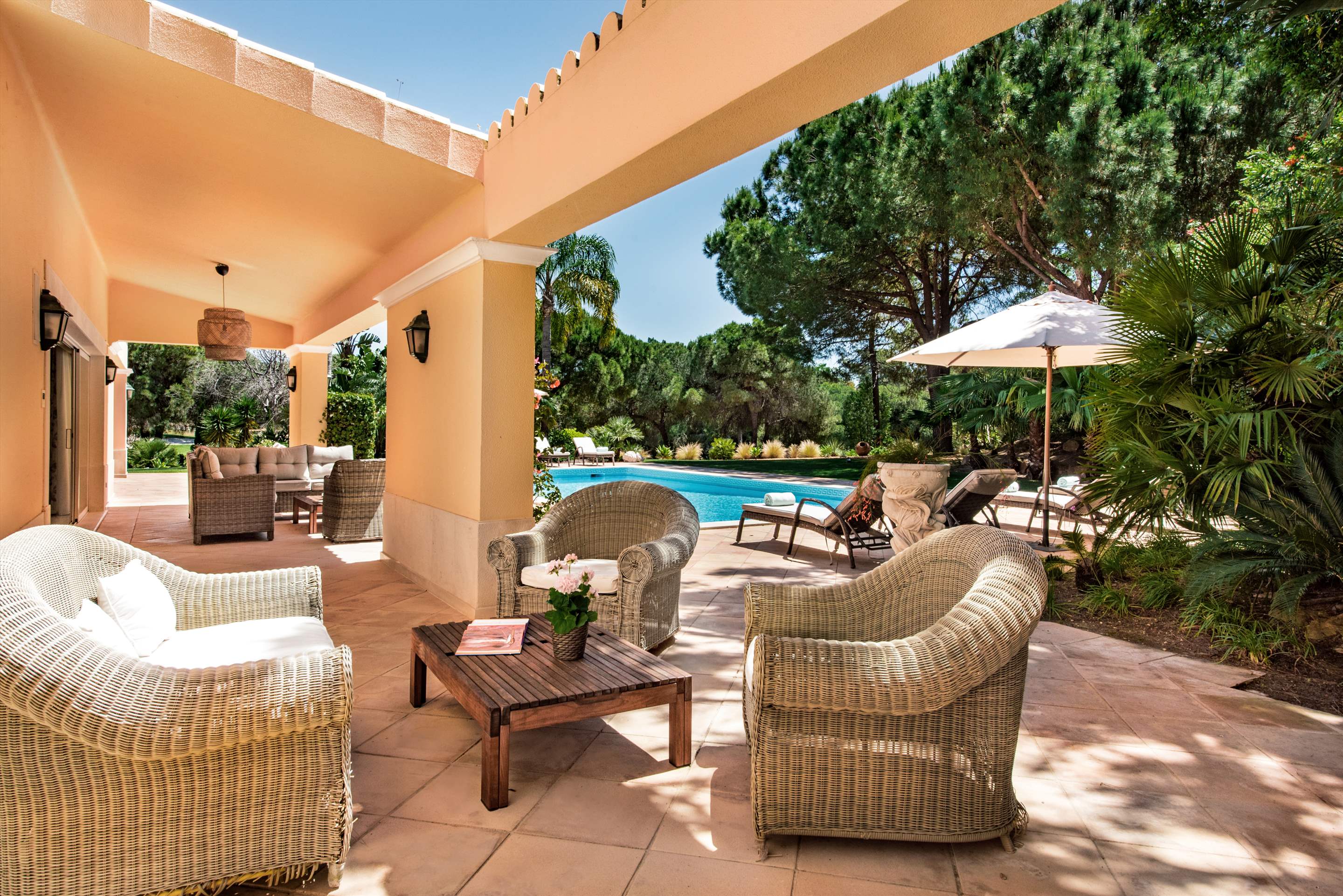 Villa Adriana, 5 bedroom villa in Quinta do Lago, Algarve Photo #24