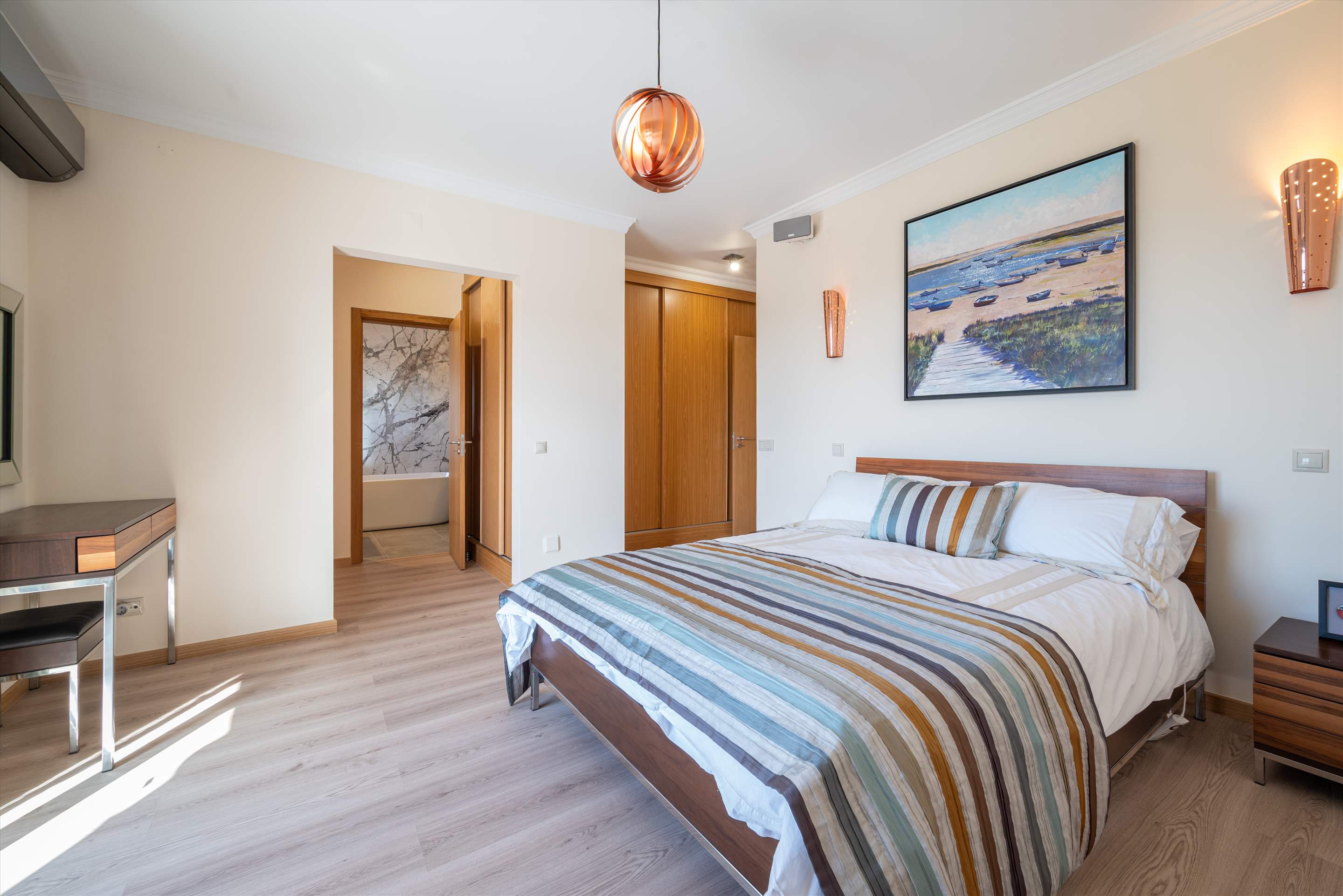 Casa da Pena Branca, Three bedroom, 6 Persons Occupancy, 3 bedroom villa in Algarve Countryside, Algarve Photo #15