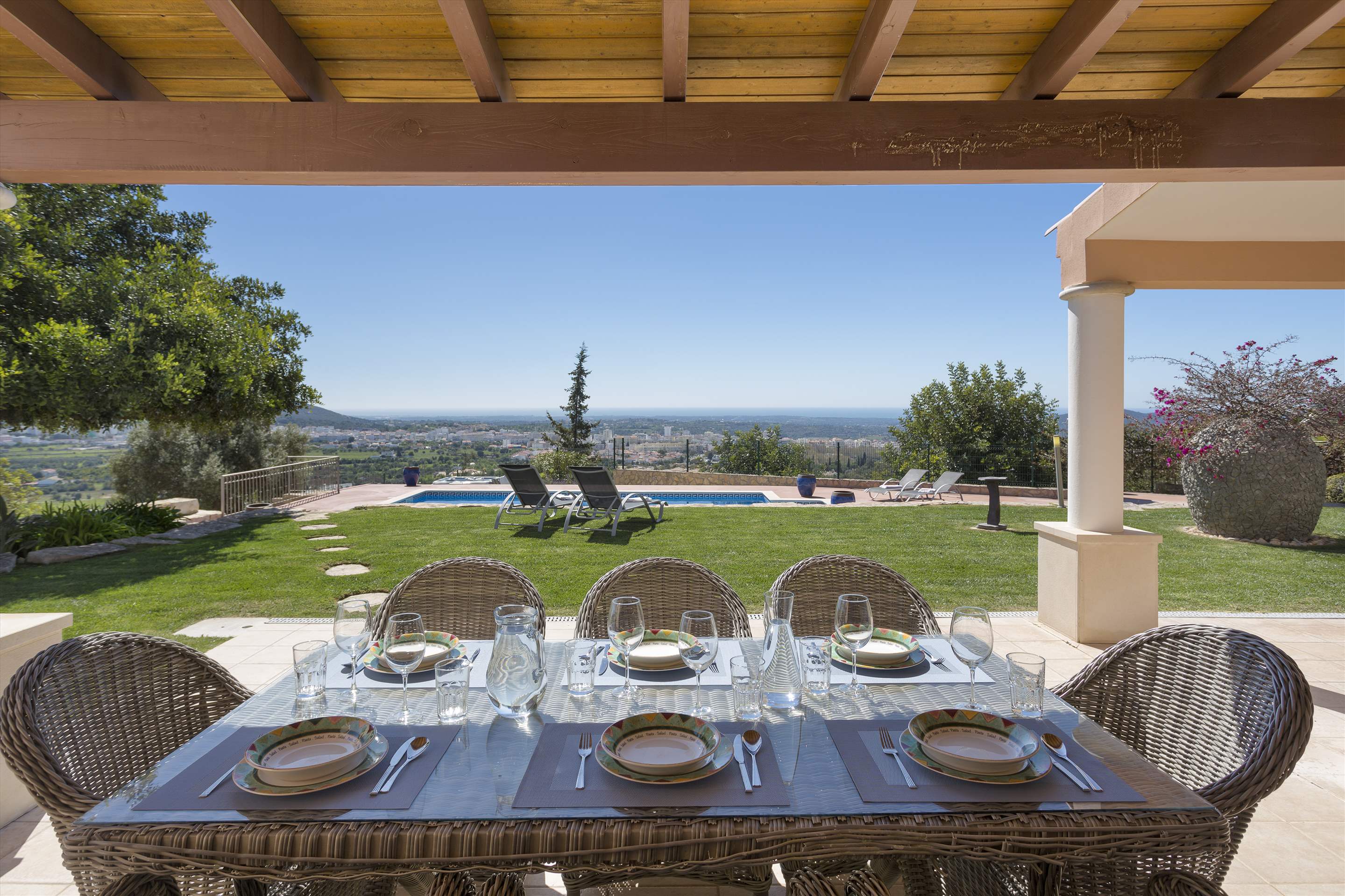 Casa da Pena Branca, Four Bedrooms, 8 Persons occupancy, 4 bedroom villa in Algarve Countryside, Algarve Photo #3