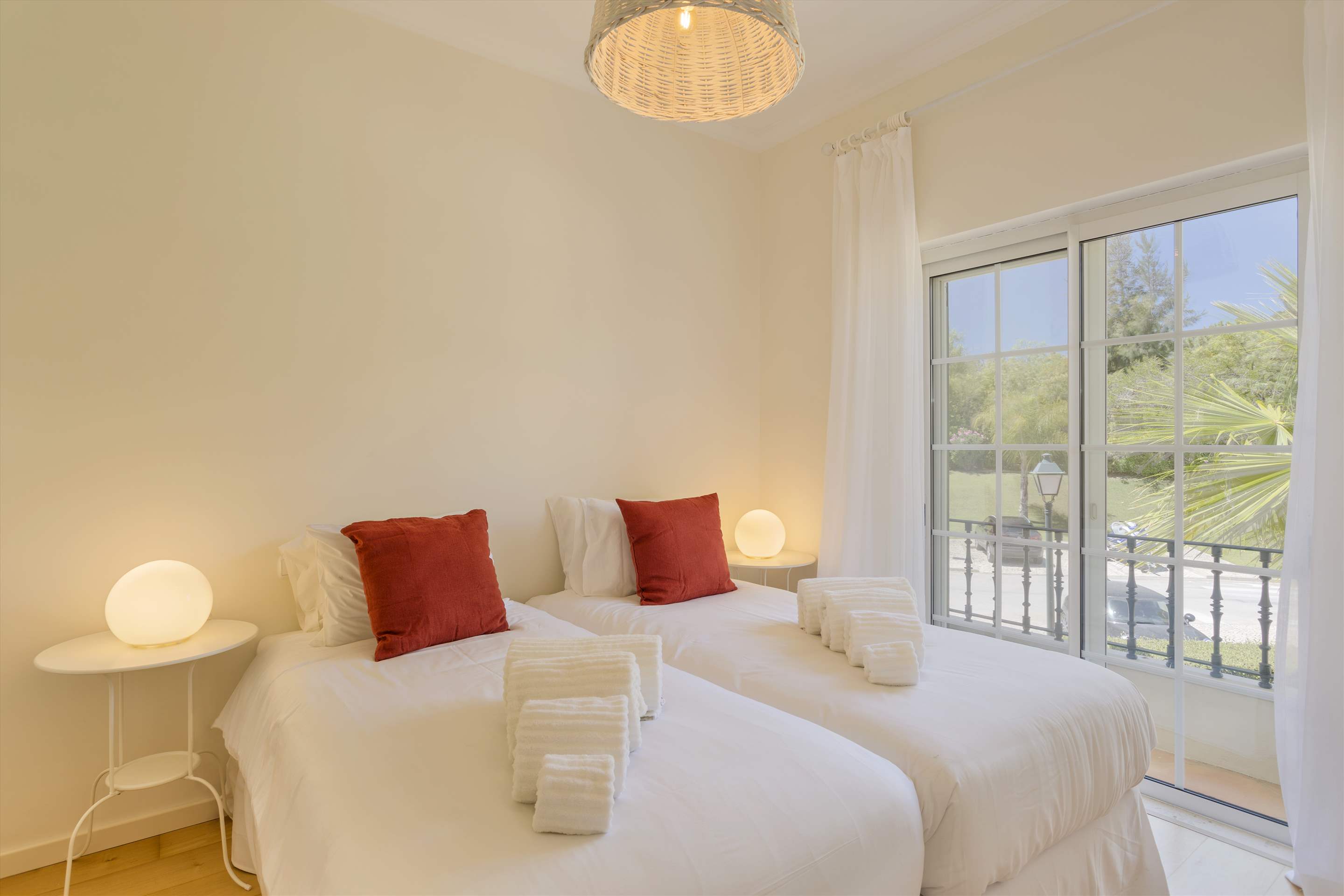 Casa Verde in Quinta Formosa, 2 bedroom villa in Quinta do Lago, Algarve Photo #16