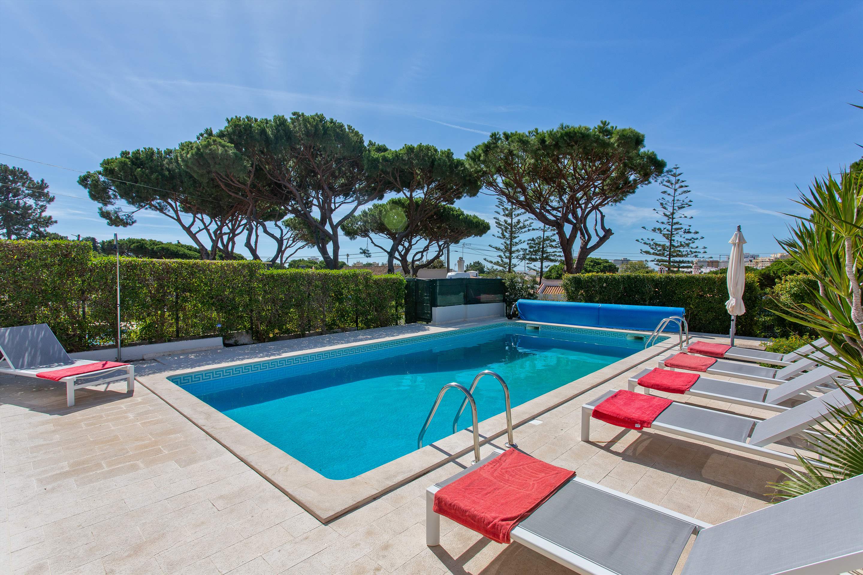 Villa Pardal, 3 bedroom villa in Vilamoura Area, Algarve Photo #3