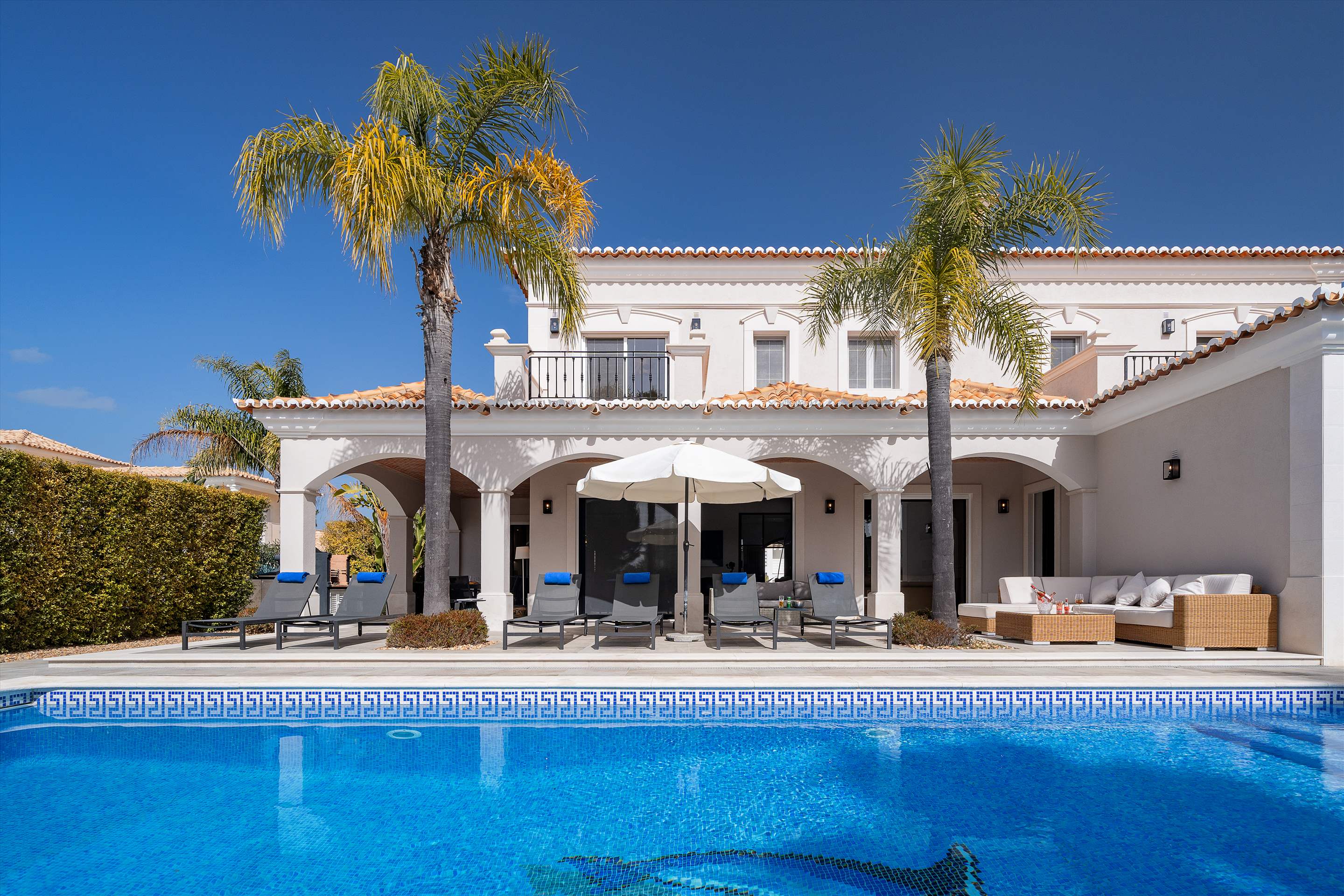 Casa Carvalho, 4 bedroom villa in Vale do Lobo, Algarve Photo #15