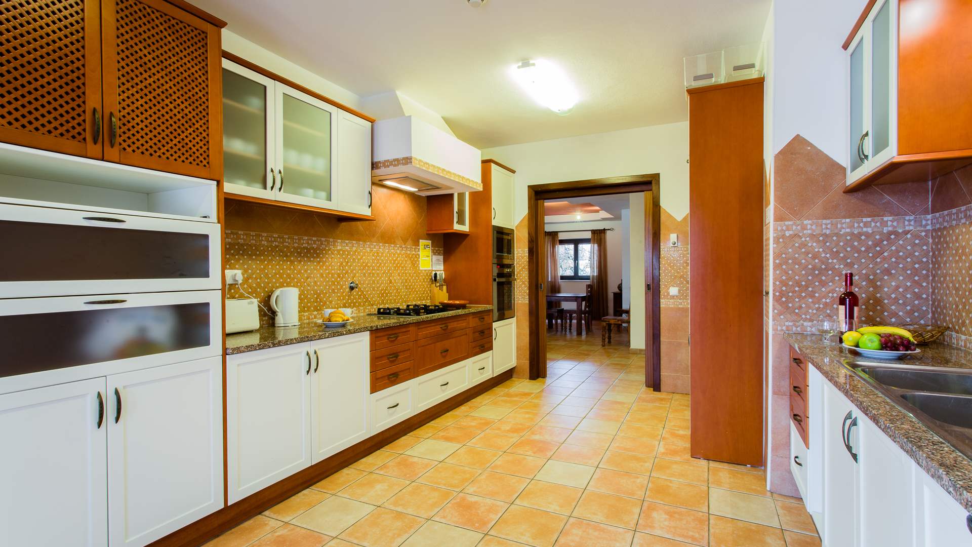 Casa Mouraria, 8 Bedrooms Rate with separate apartment, 8 bedroom villa in Carvoeiro Area, Algarve Photo #7