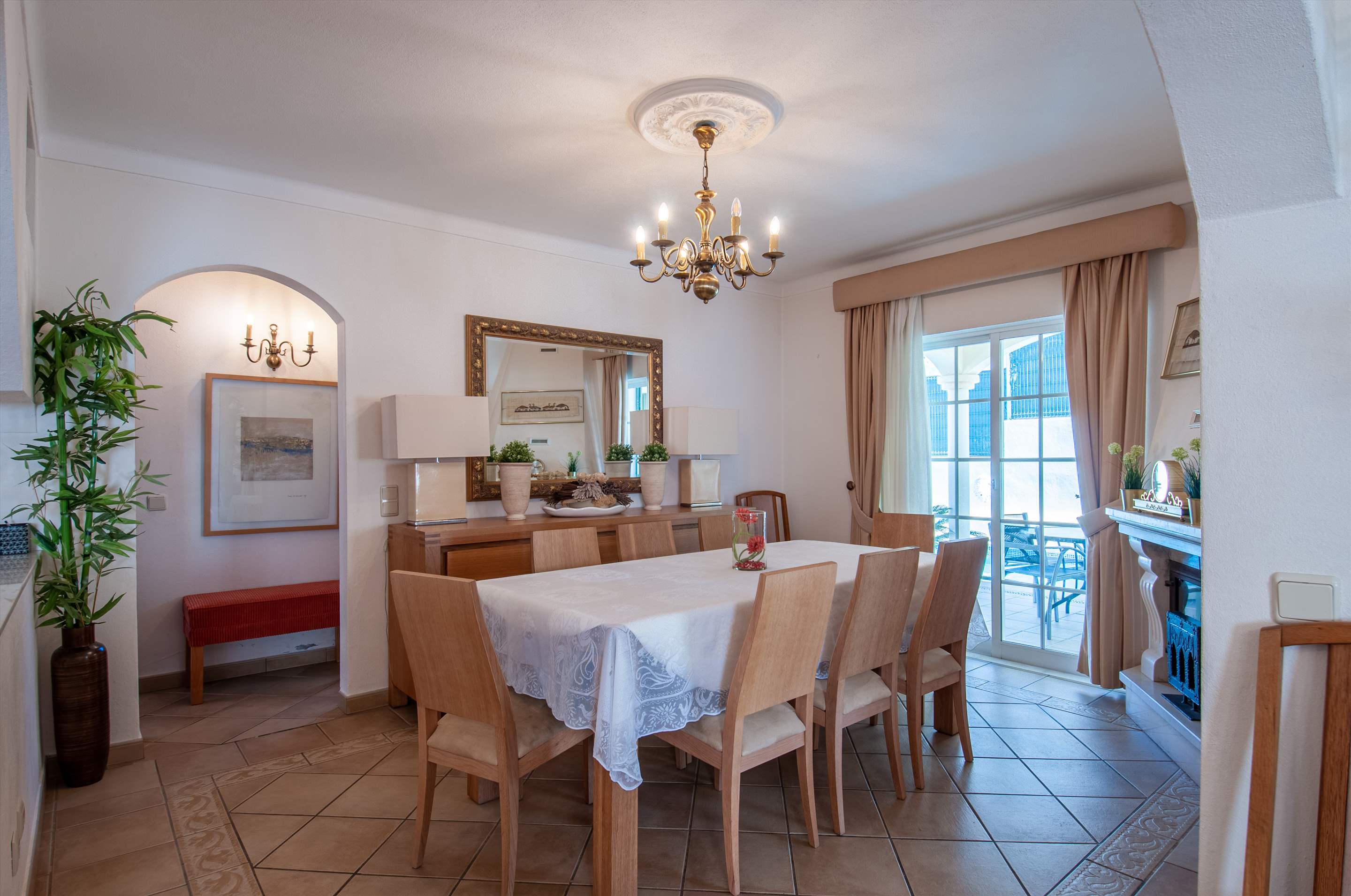 Villa Al Sakia, 4 bedroom villa in Vilamoura Area, Algarve Photo #5