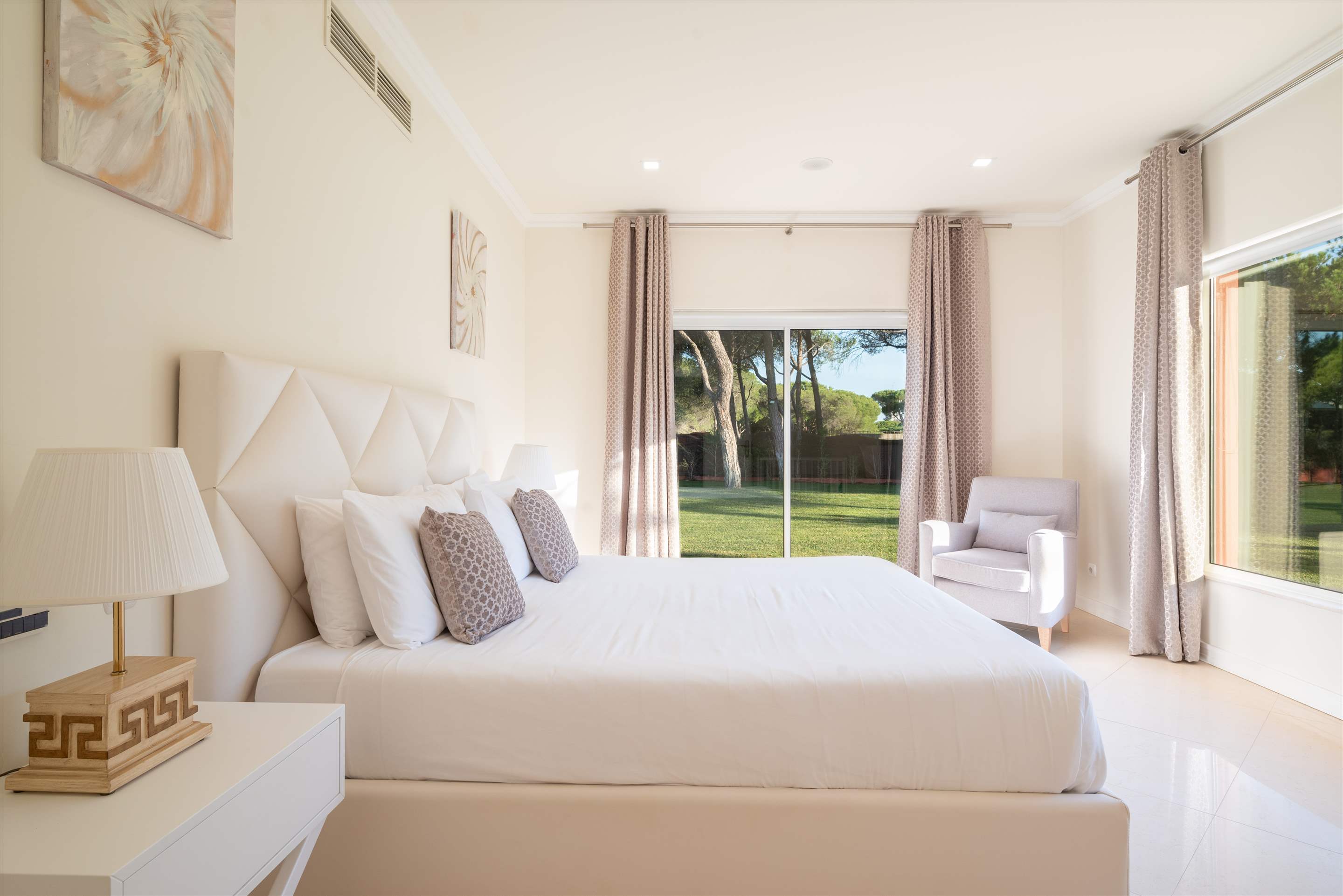 27 Pinhal Velho, 7 bedrooms rate, 7 bedroom villa in Vilamoura Area, Algarve Photo #19