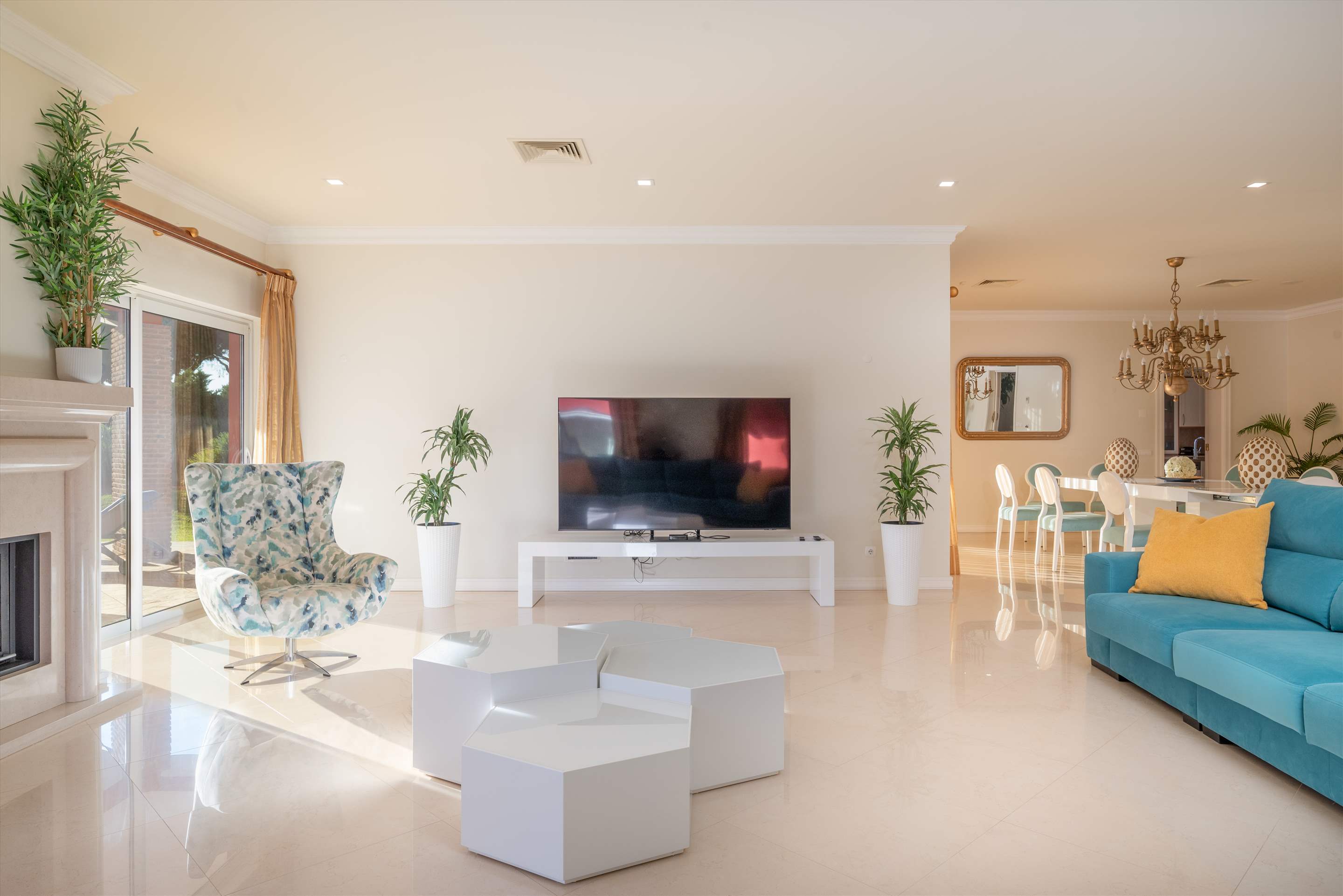 27 Pinhal Velho, 7 bedrooms rate, 7 bedroom villa in Vilamoura Area, Algarve Photo #6