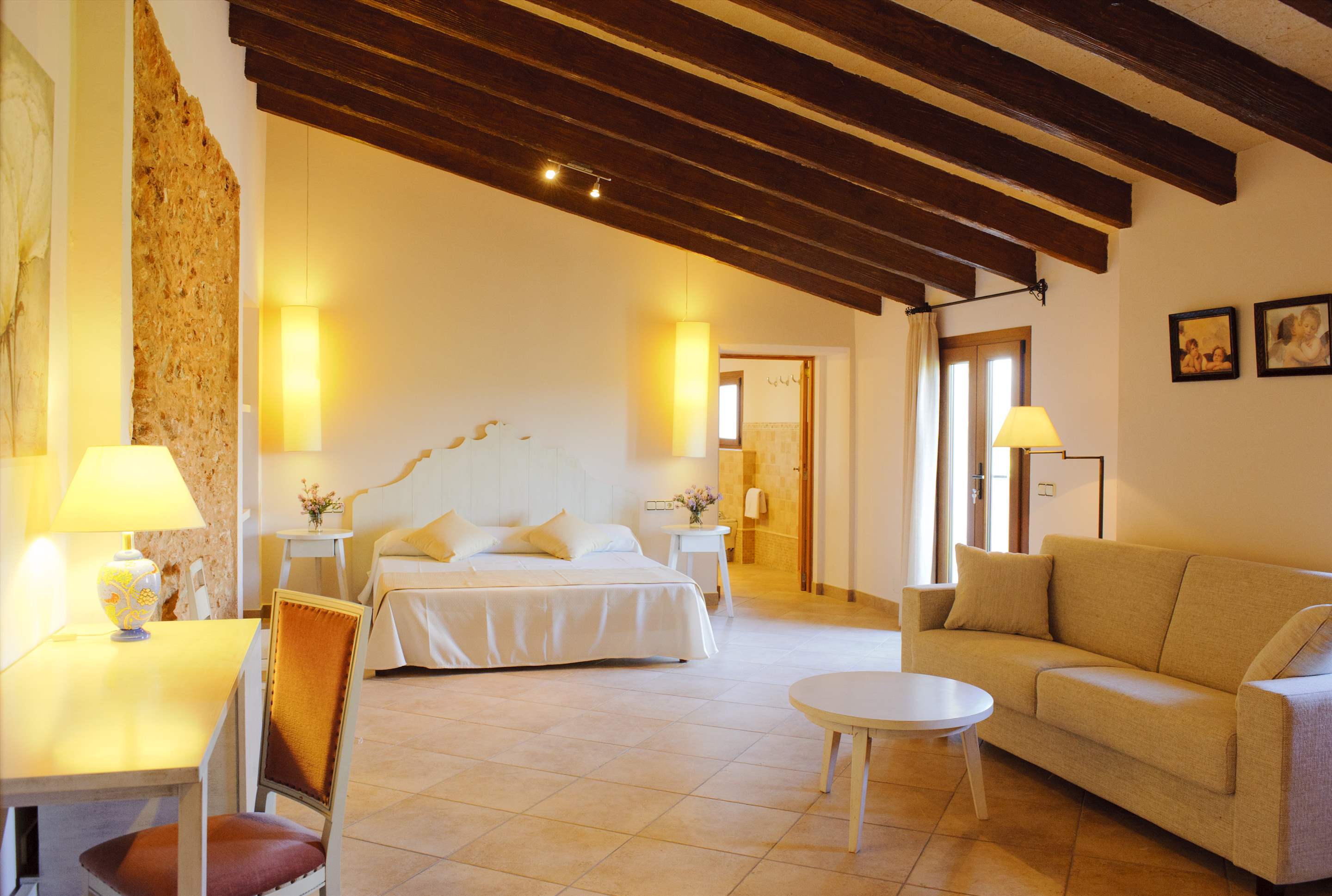 Mondrago Duri, 6 bedroom villa in Cala d'Or , Majorca Photo #16
