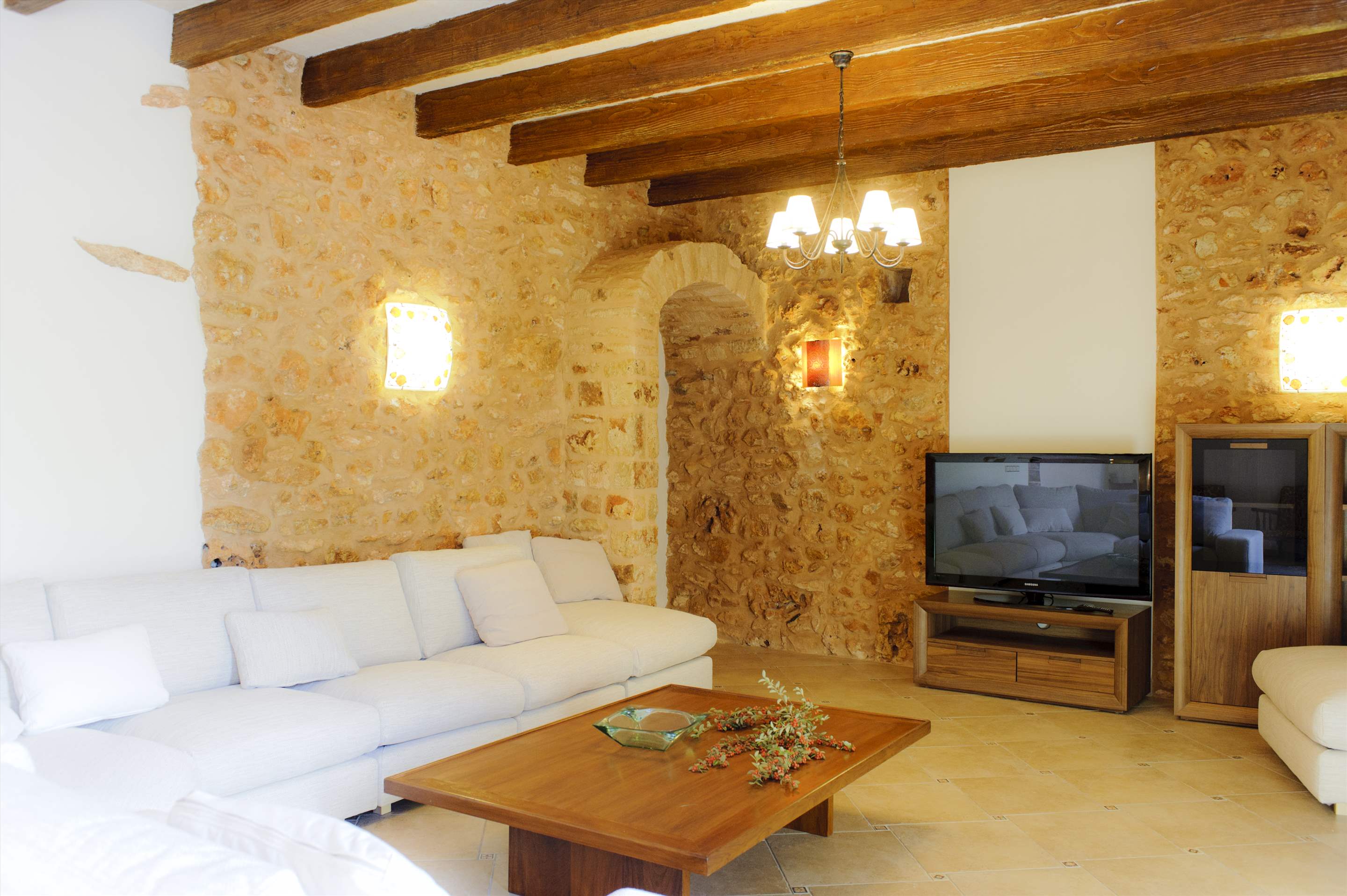Mondrago Duri, 6 bedroom villa in Cala d'Or , Majorca Photo #5