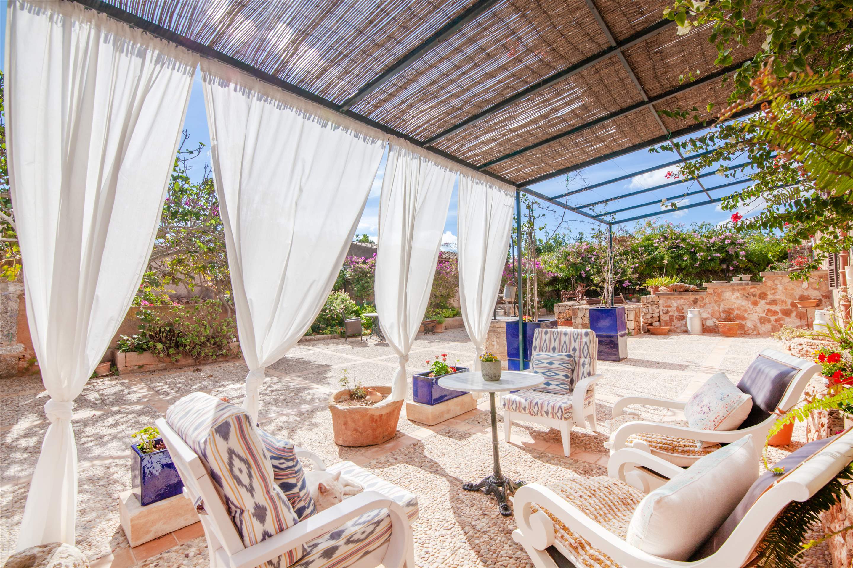 Finca Sea and Sky, 7 Bed Rental, 7 bedroom villa in Cala d'Or , Majorca Photo #3