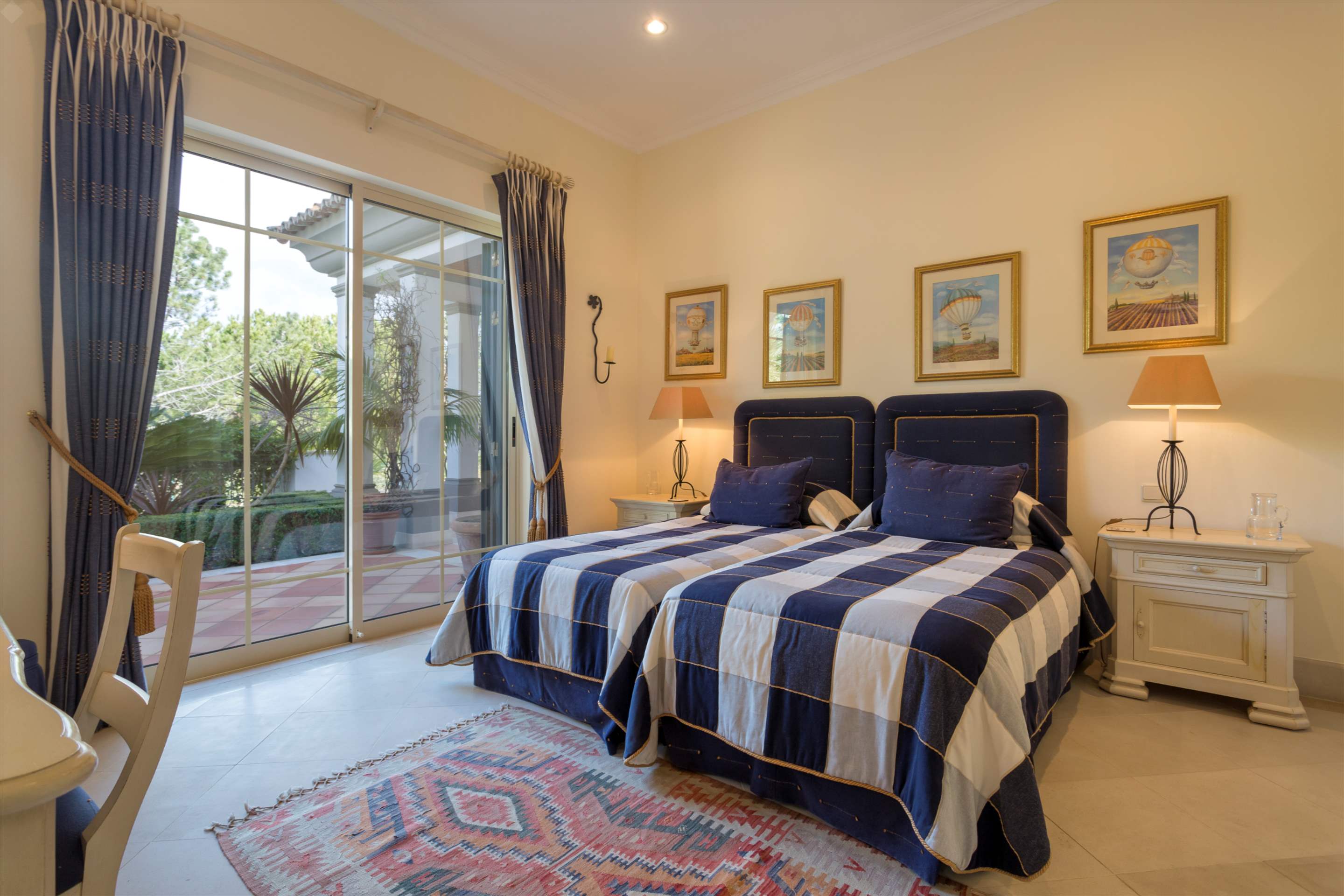 Villa Cinco, 4 bedroom villa in Quinta do Lago, Algarve Photo #15