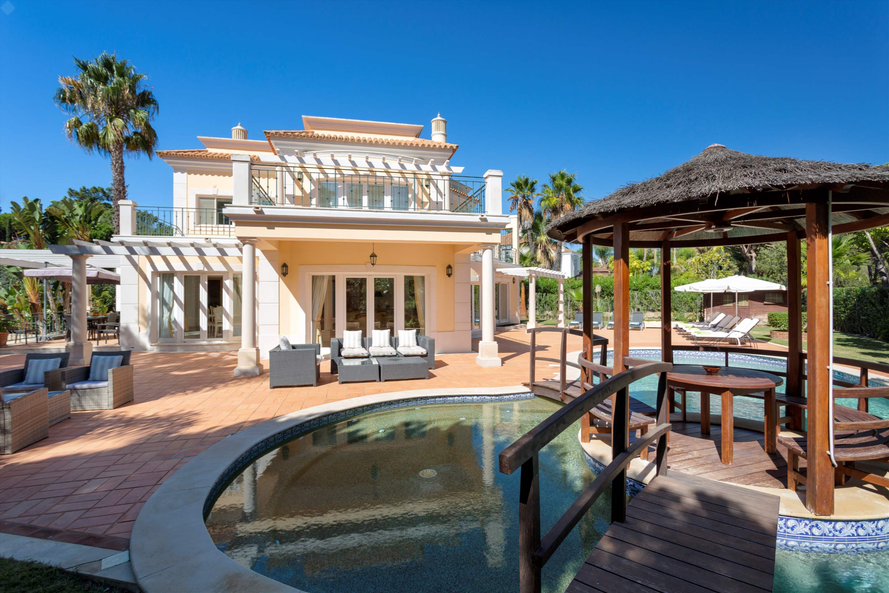 Villa Tropical, 5 bedroom villa in Quinta do Lago, Algarve Photo #26