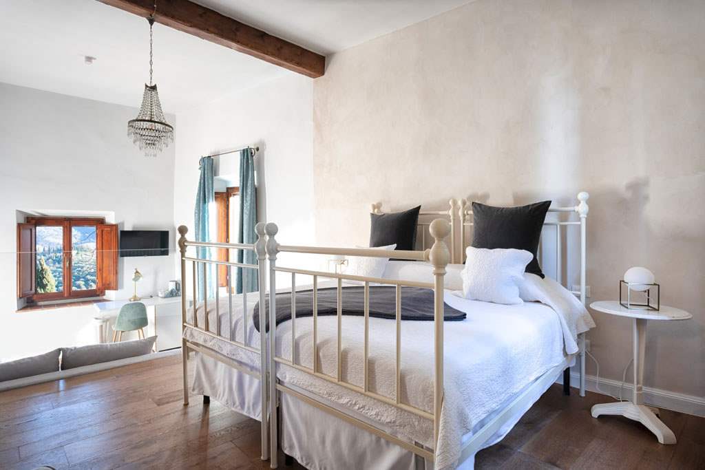 Villa Leandra, 5 bedroom villa in Chianti & Countryside, Tuscany Photo #20