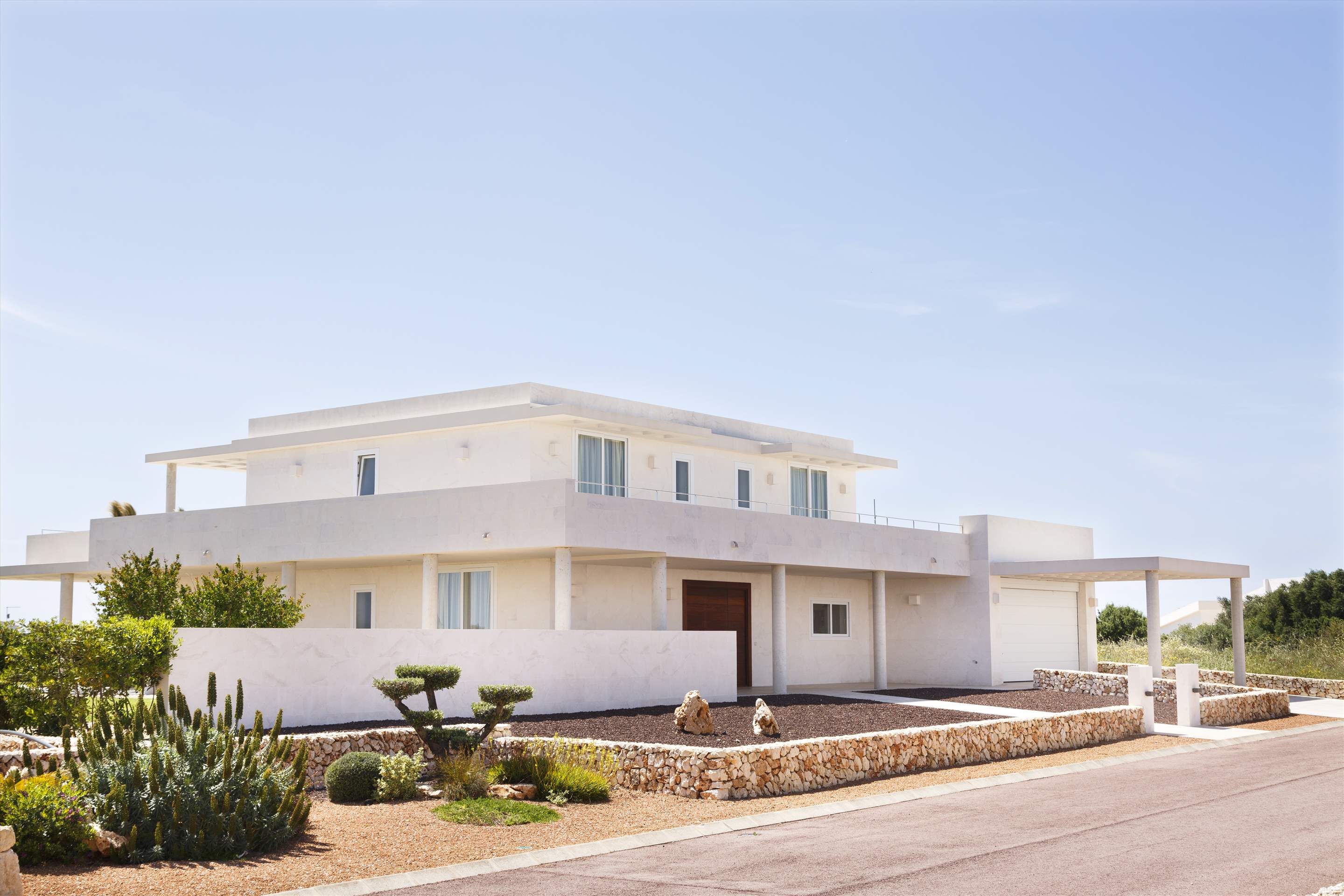 Binibeca Hills ,  6 Bedroom - Villa 3, 6 bedroom villa in Mahon, San Luis & South East, Menorca Photo #10