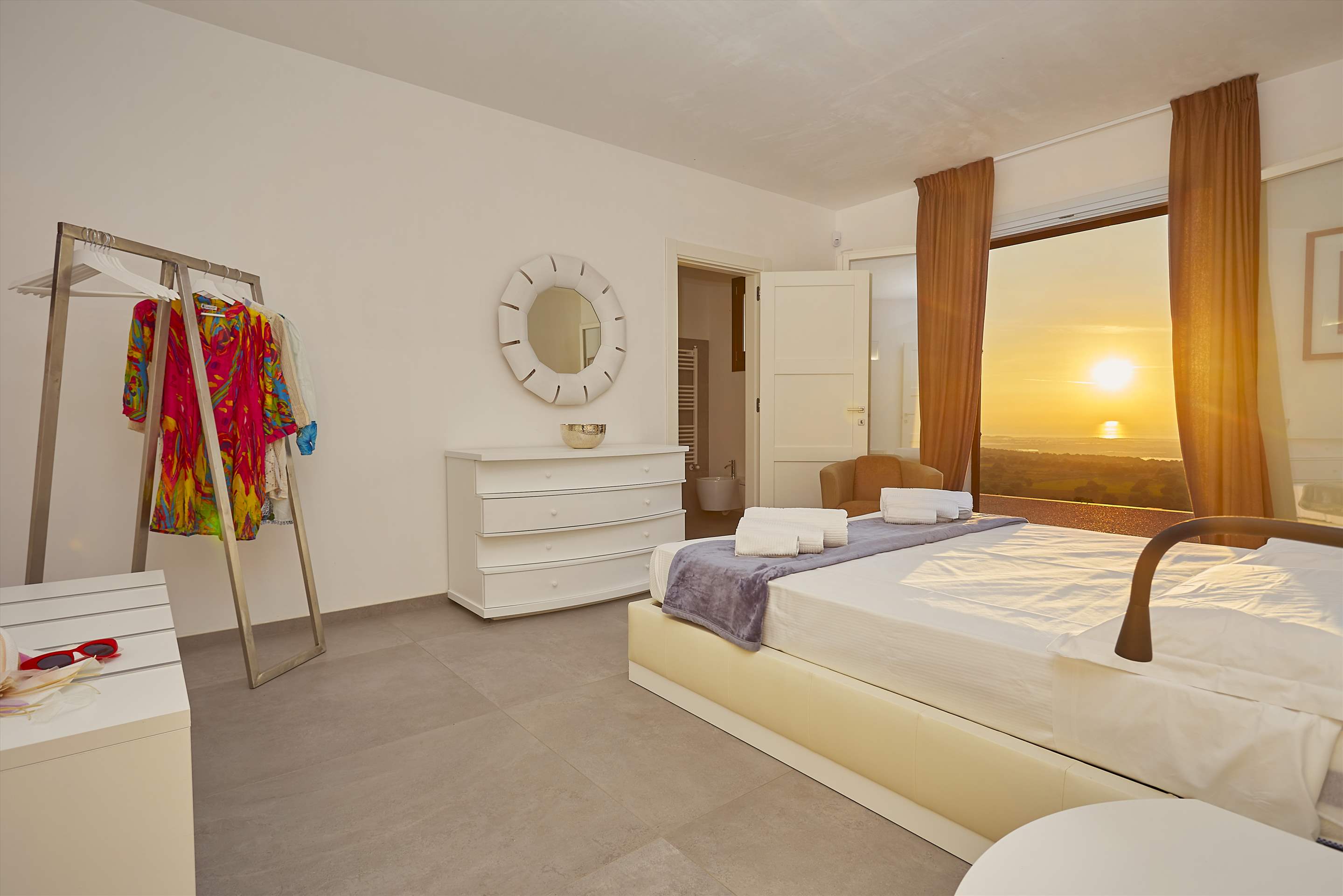 Bianca Ponente, 3 bedroom villa in Southern Sicily, Sicily Photo #10