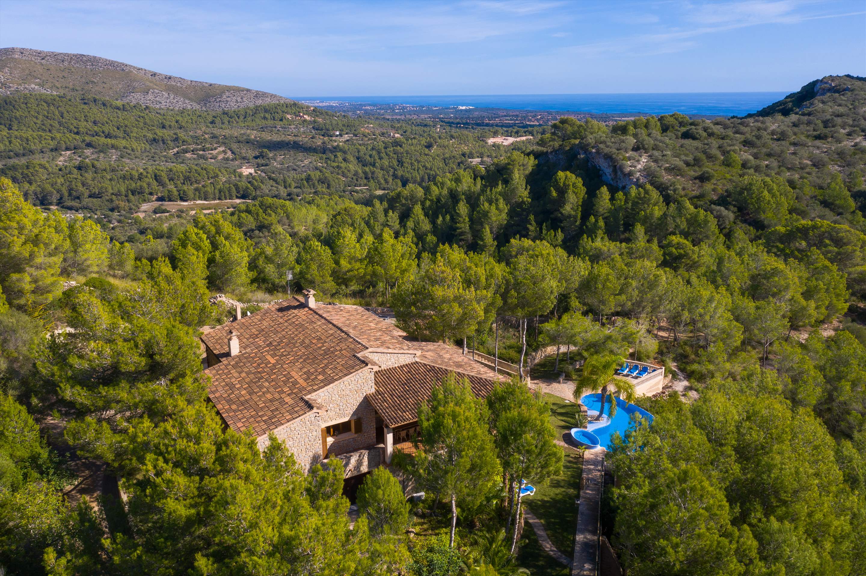 Finca Sa Mola, 6 bedroom villa in Cala d'Or , Majorca Photo #27