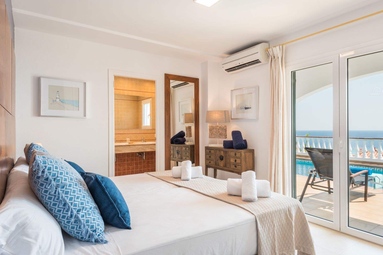 Villa Del Mar, 4 bedroom villa in Son Bou & South, Menorca Photo #20