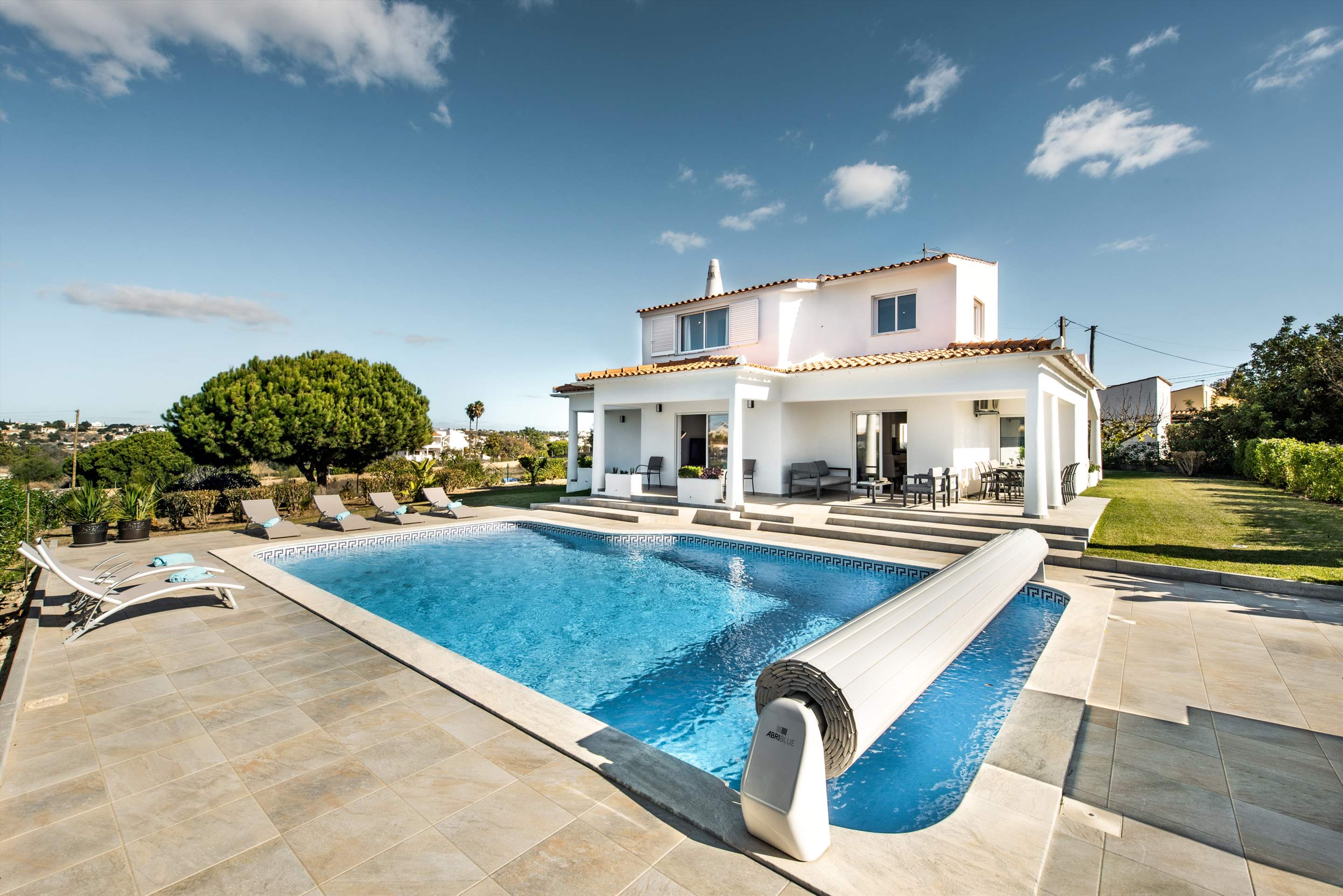 Villa Silva, 4 bedroom villa in Gale, Vale da Parra and Guia, Algarve Photo #2