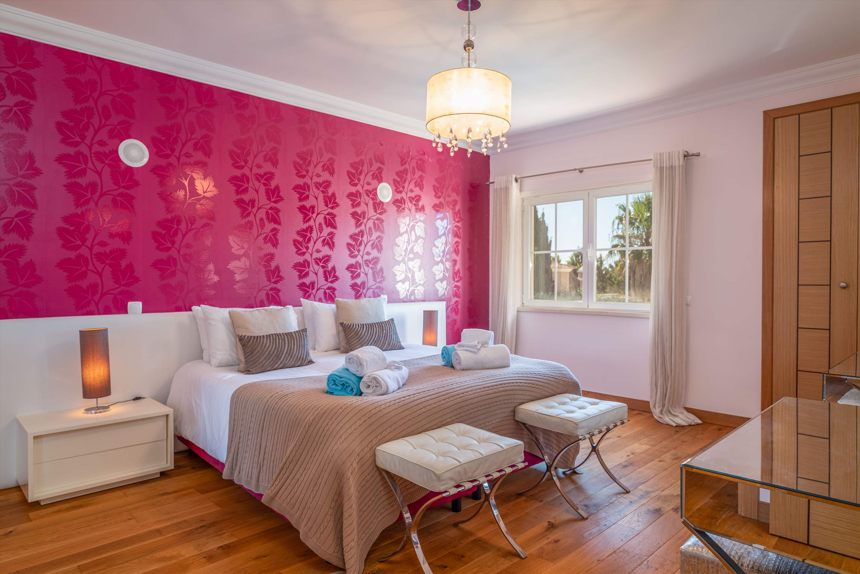 Villa Amie, 4 bedroom villa in Vale do Lobo, Algarve Photo #21