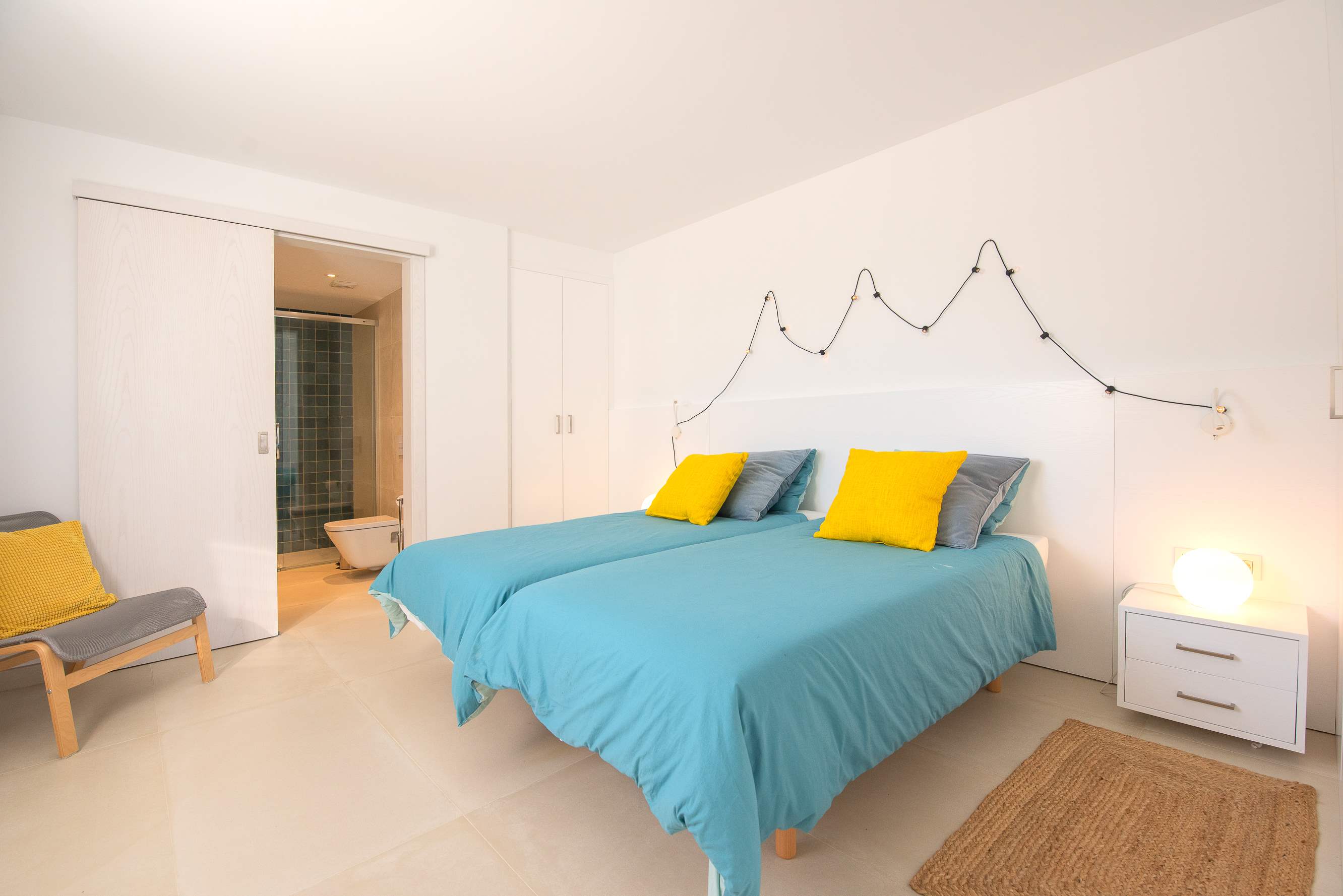 Casa Menorca, 4 bedroom villa in Cala d'Or , Majorca Photo #12