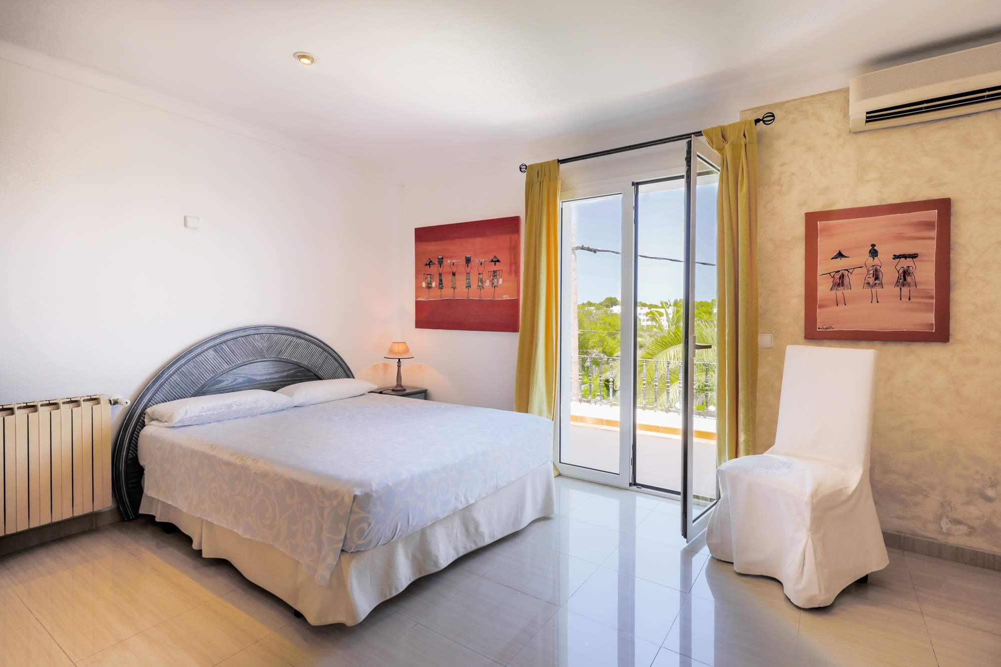 Marques De Comillas, 4 bedroom villa in Cala d'Or , Majorca Photo #10