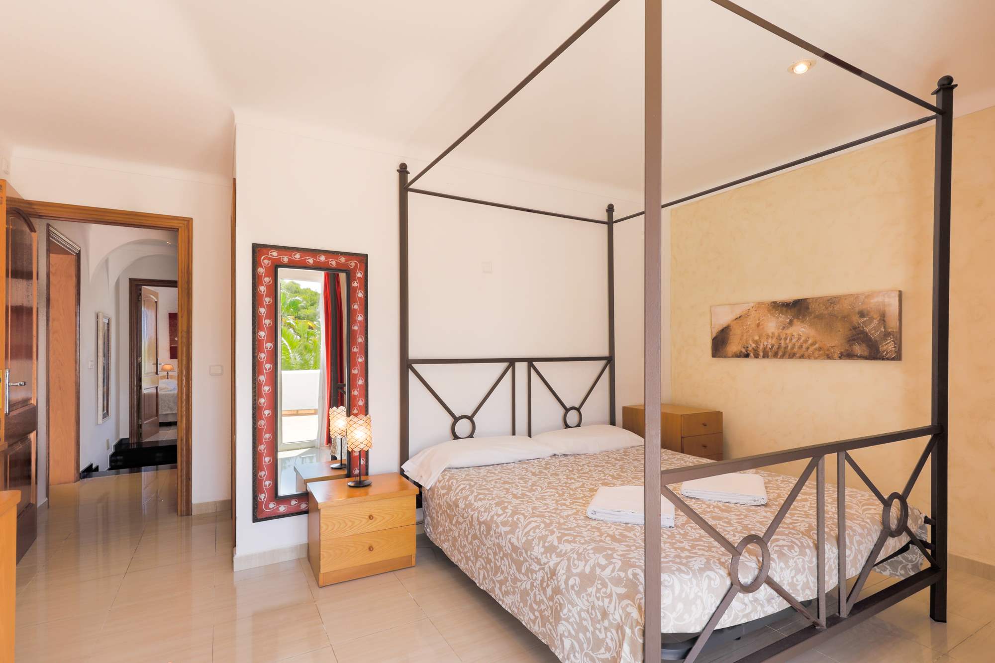 Marques De Comillas, 4 bedroom villa in Cala d'Or , Majorca Photo #6