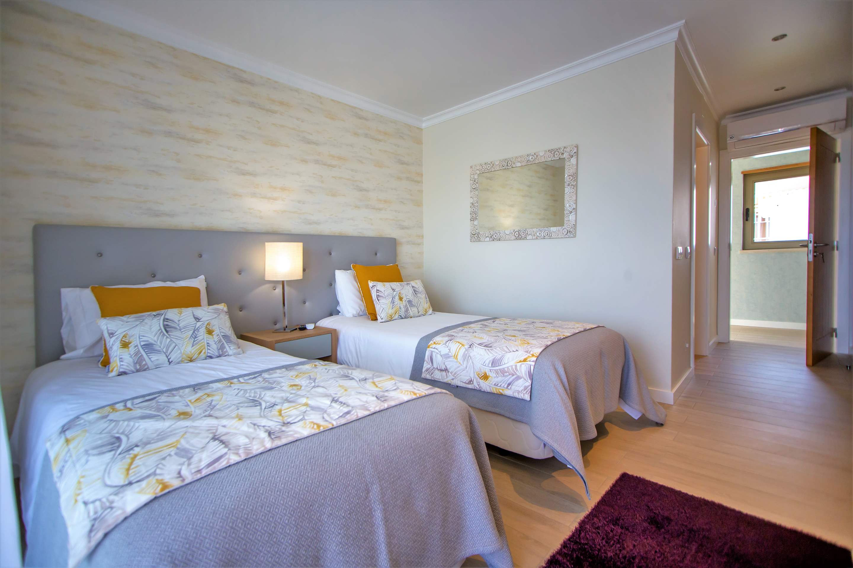 Villa Seaview, 5 bedroom villa in Gale, Vale da Parra and Guia, Algarve Photo #25
