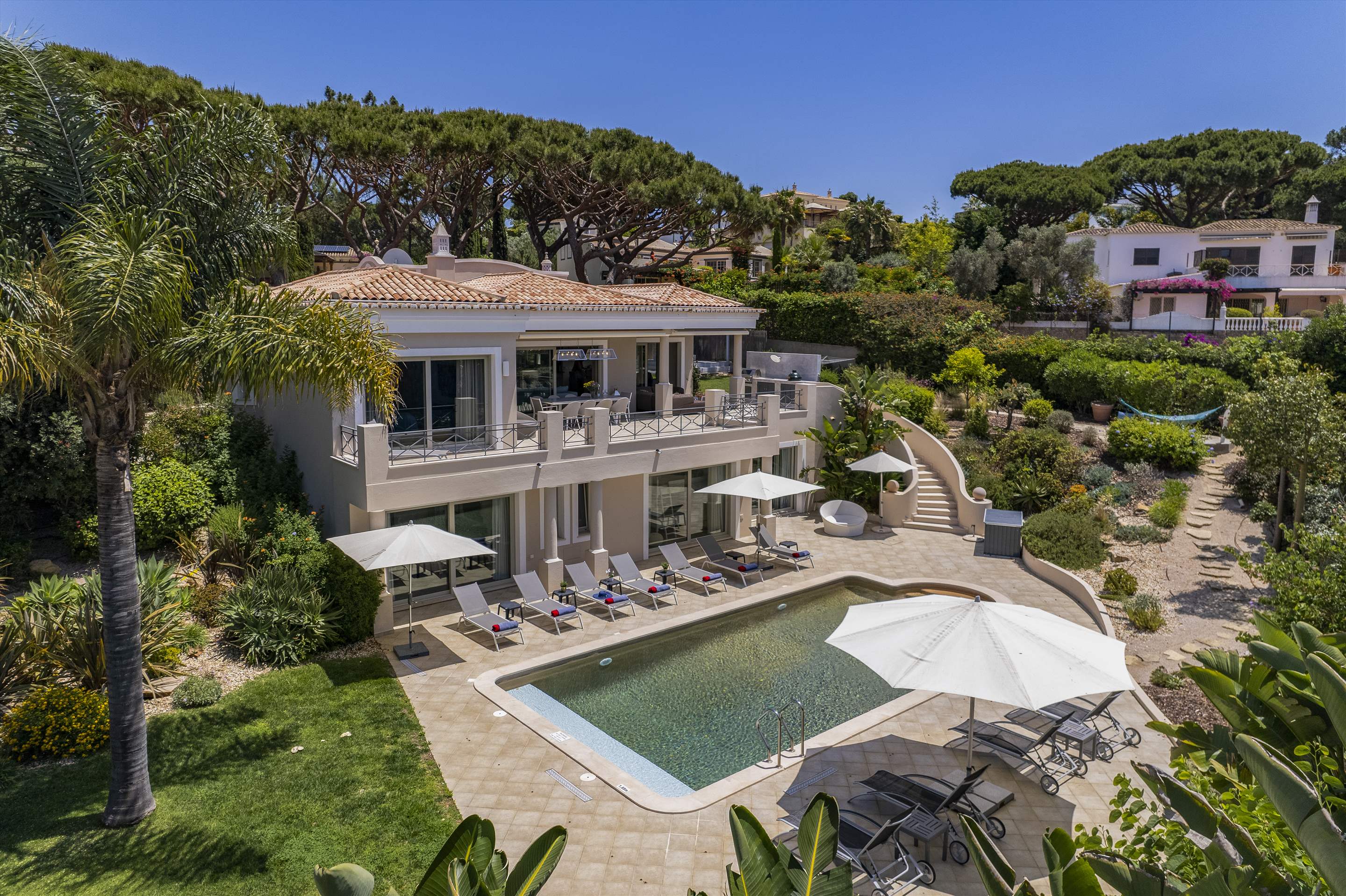 Villa Alexandria : 4 bedroom villa in Vale do Lobo, Algarve