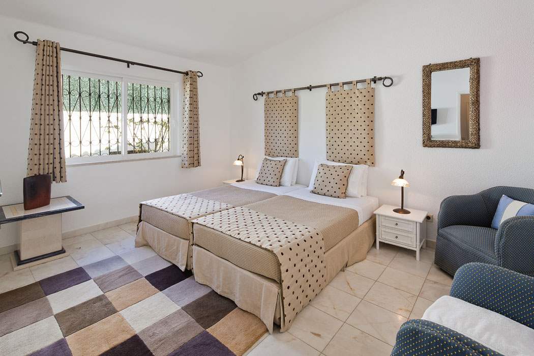 Casa do Ocaso, 5 bedroom villa in Vale do Lobo, Algarve Photo #16
