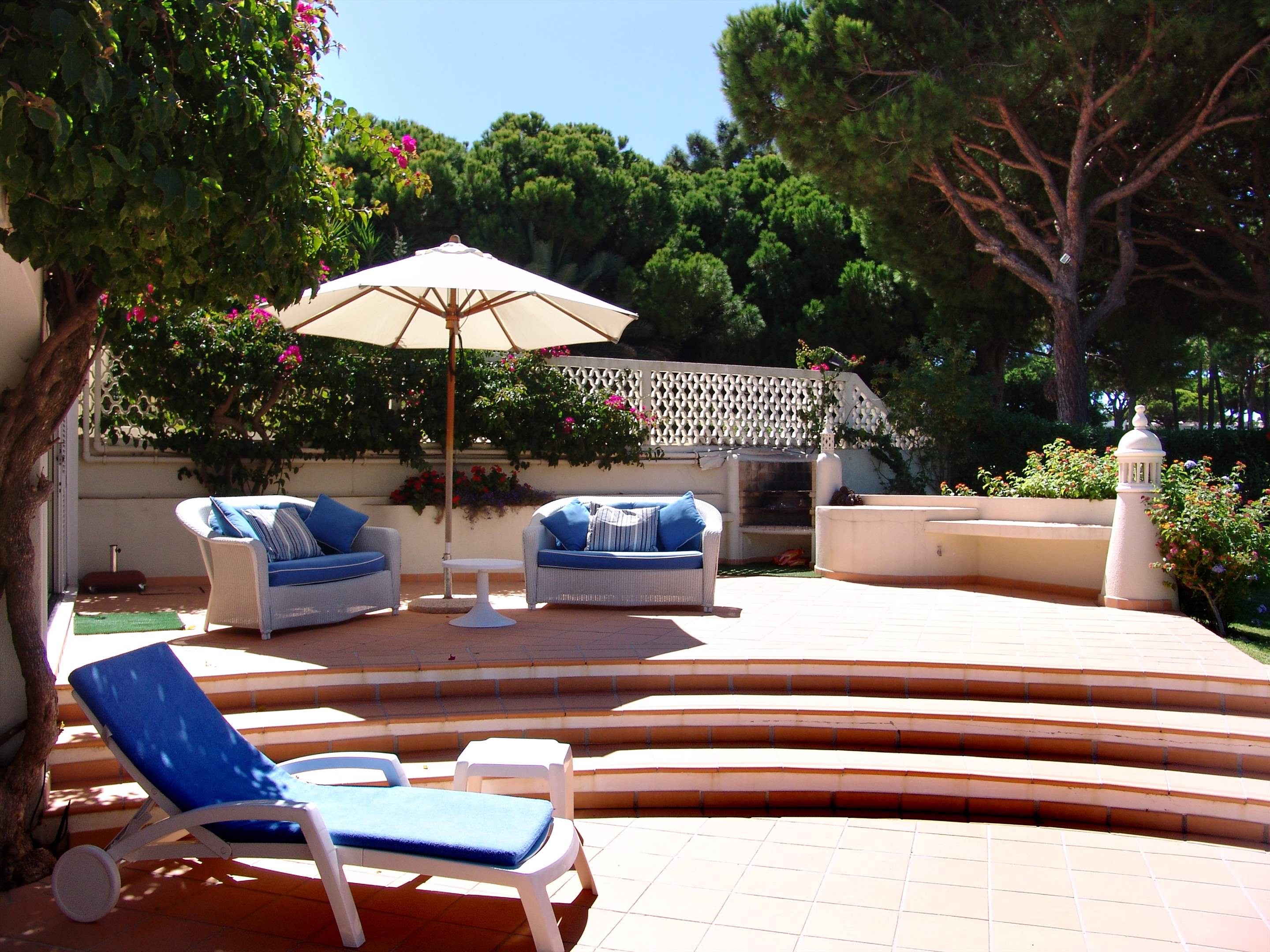 Villa Cascata, 3 Bedroom Rental, 3 bedroom villa in Vale do Lobo, Algarve Photo #8