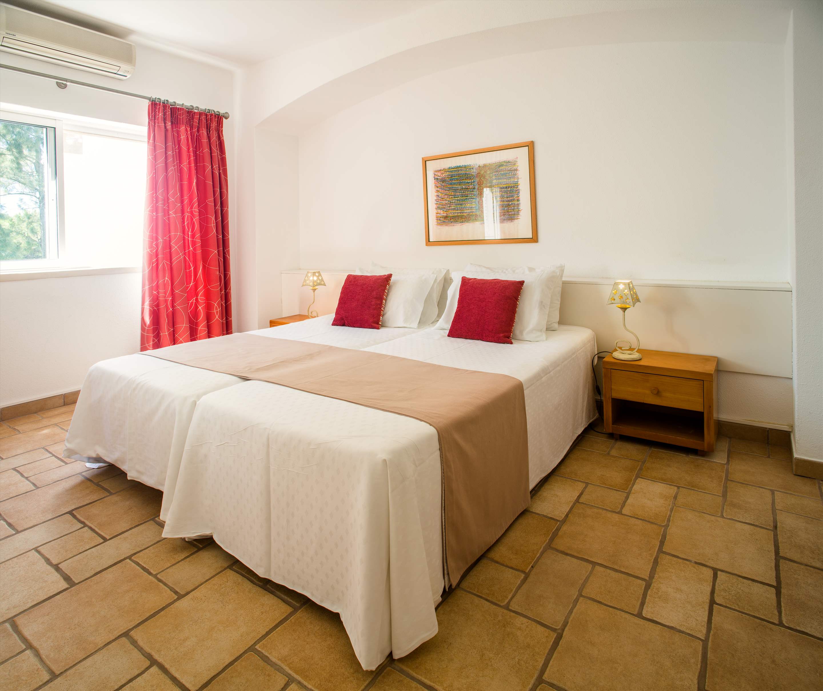 Vilar do Golf 1 Bed Apt, 1 bedroom apartment in Vilar do Golf, Algarve Photo #10