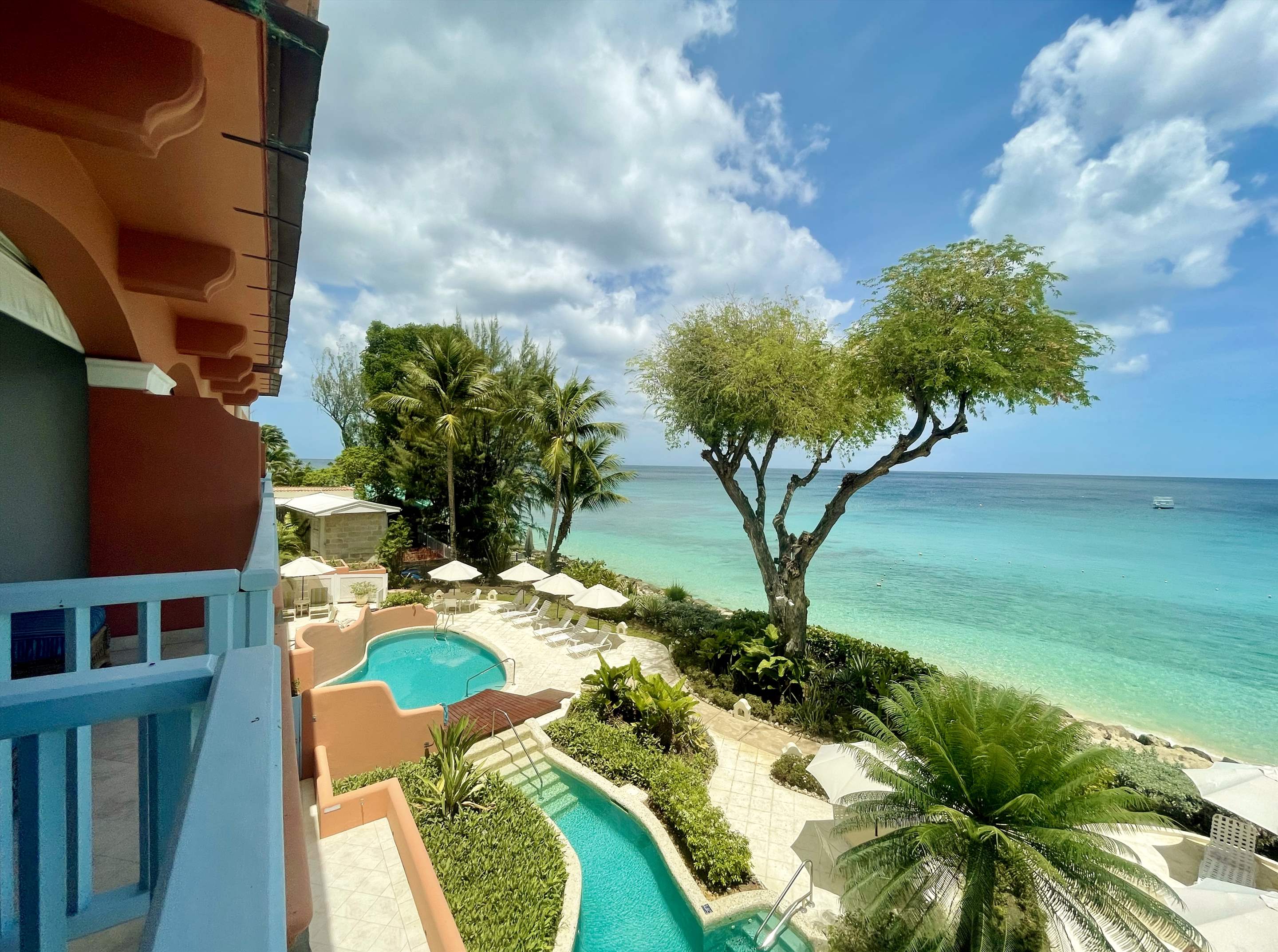 Villas on the Beach 303, 1 bedroom, 1 bedroom apartment in St. James & West Coast, Barbados Photo #4