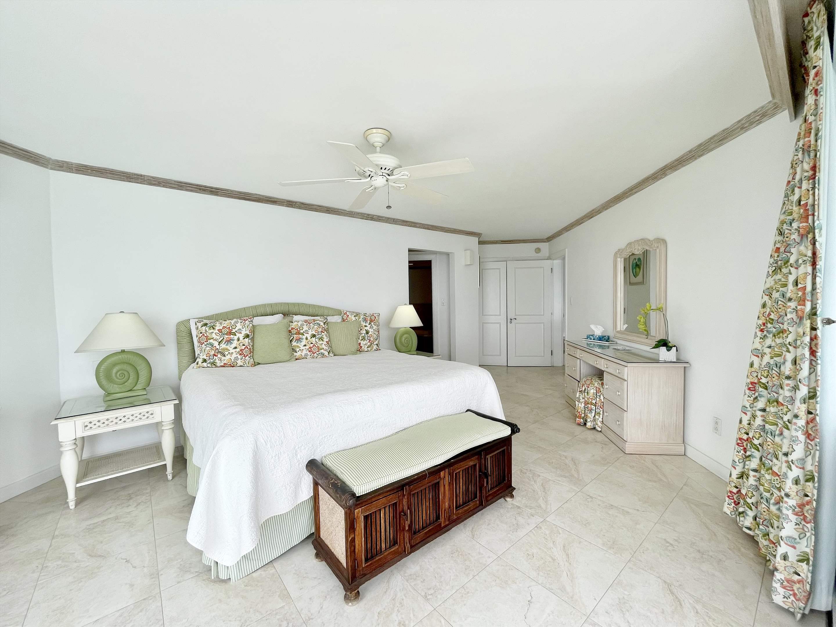 Villas on the Beach 403, 3 bedroom, 3 bedroom apartment in St. James & West Coast, Barbados Photo #9