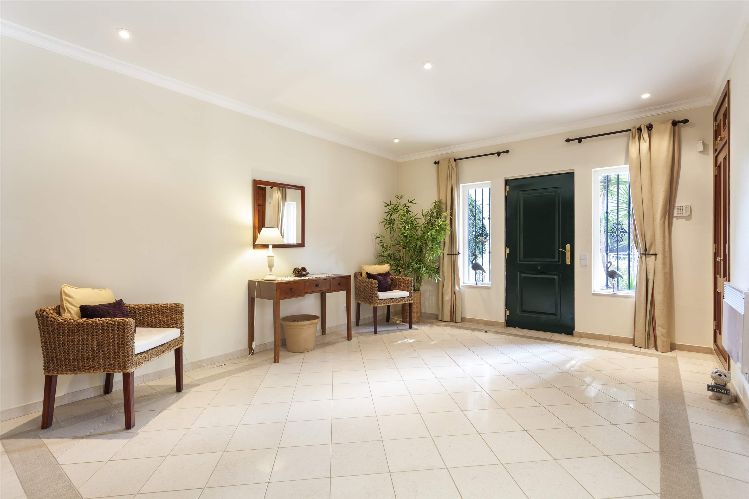 Villa Loniceria, 4 Bedroom Rental, 4 bedroom villa in Vale do Lobo, Algarve Photo #11