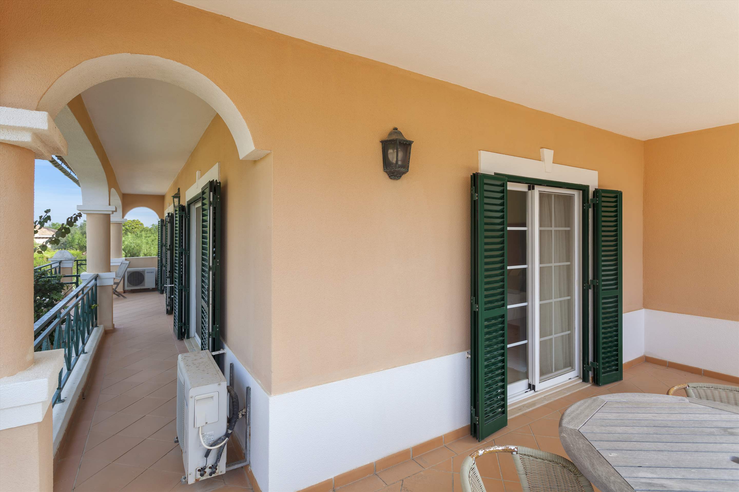 Villa Loniceria, 4 Bedroom Rental, 4 bedroom villa in Vale do Lobo, Algarve Photo #29