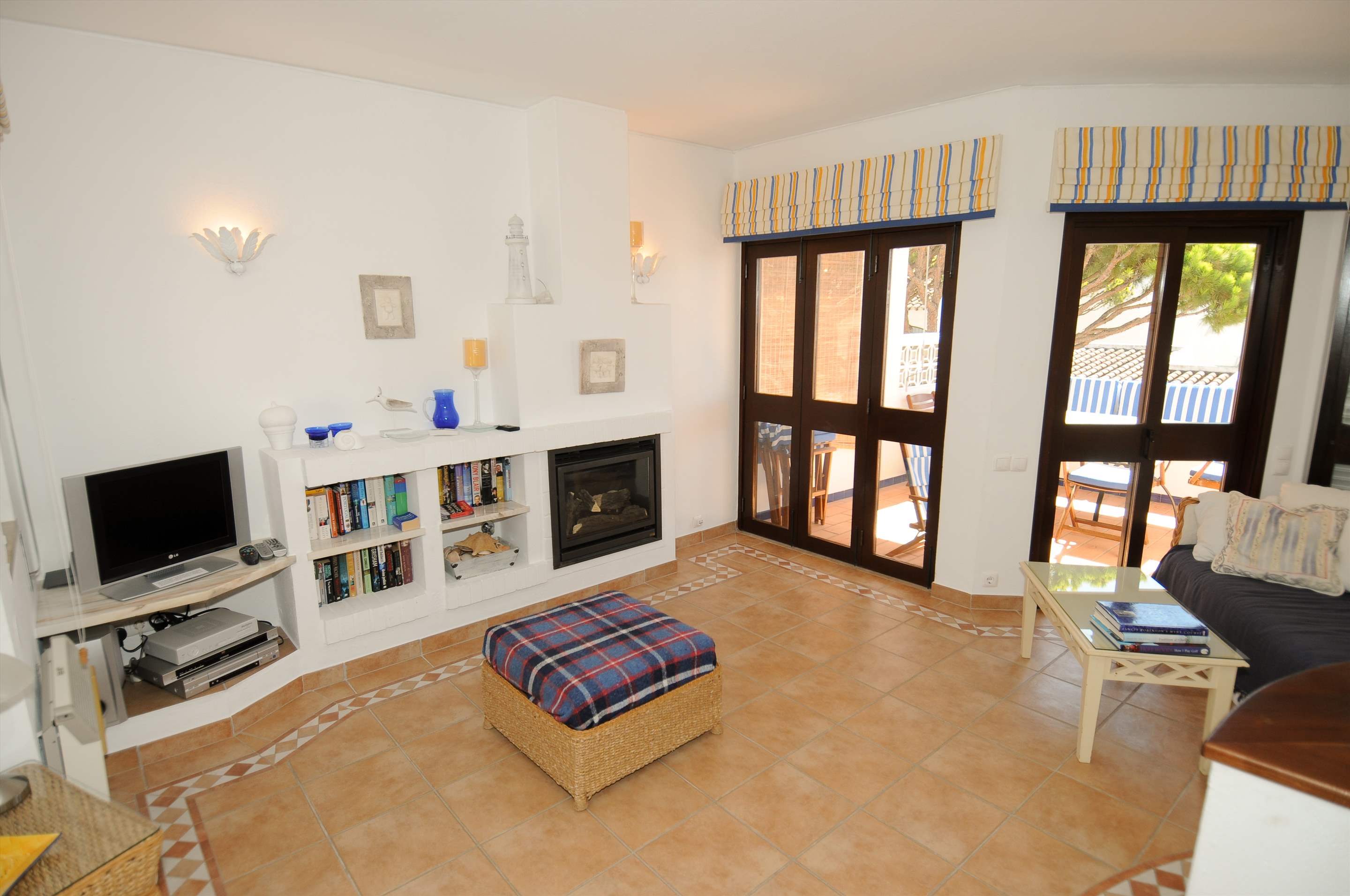 Villa Giroud, 2 bedroom villa in Vale do Lobo, Algarve Photo #5
